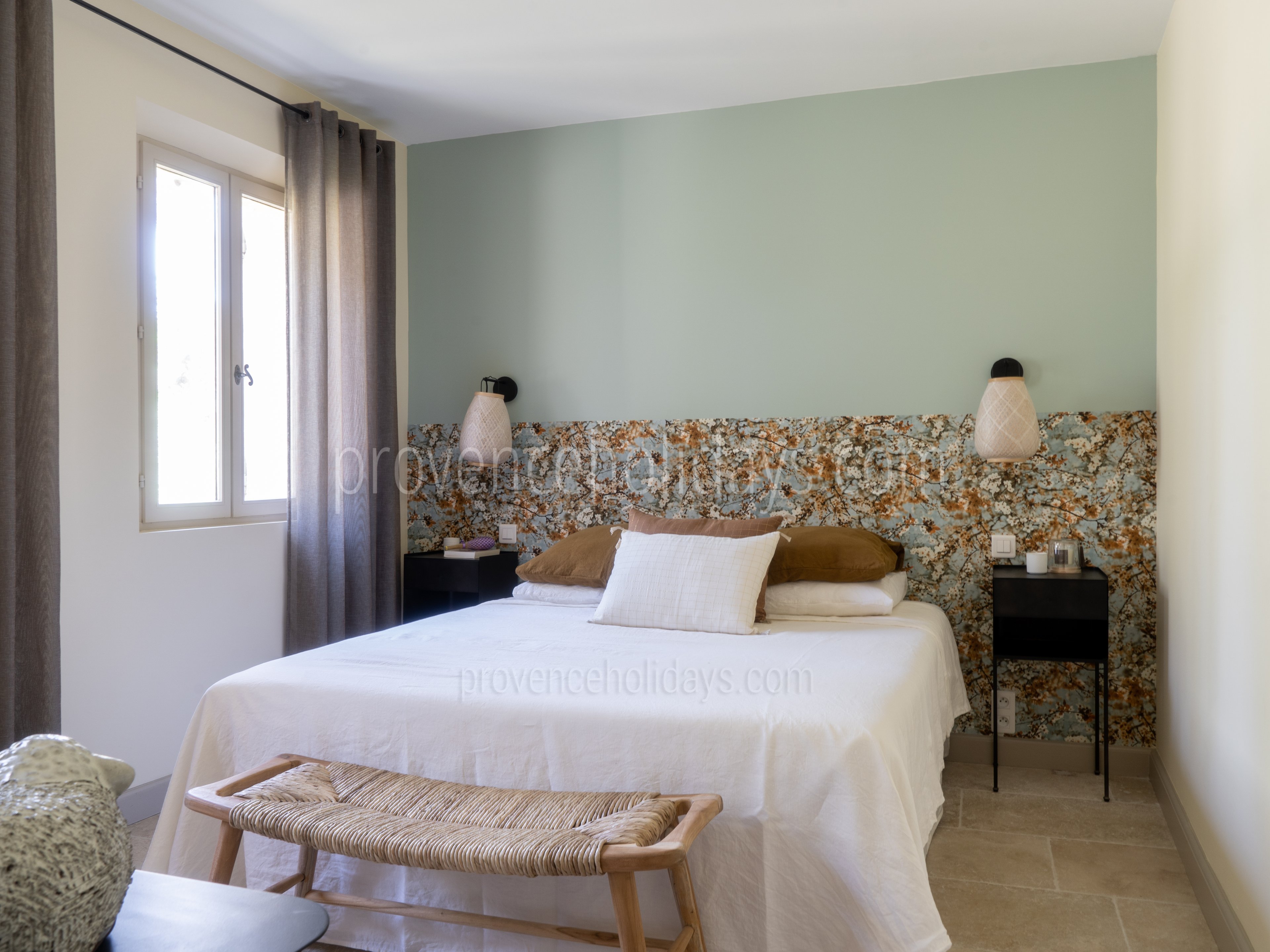 28 - Mas des Aupiho: Villa: Bedroom