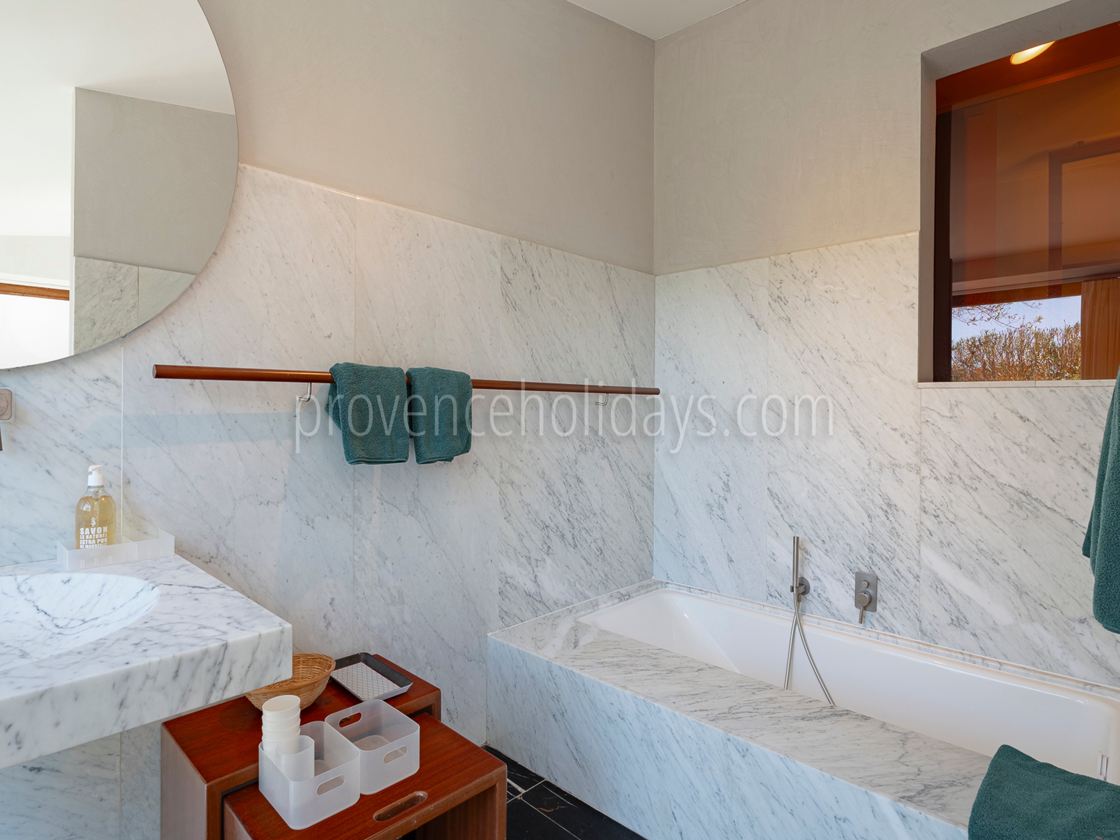 31 - Villa Tahiti: Villa: Bathroom