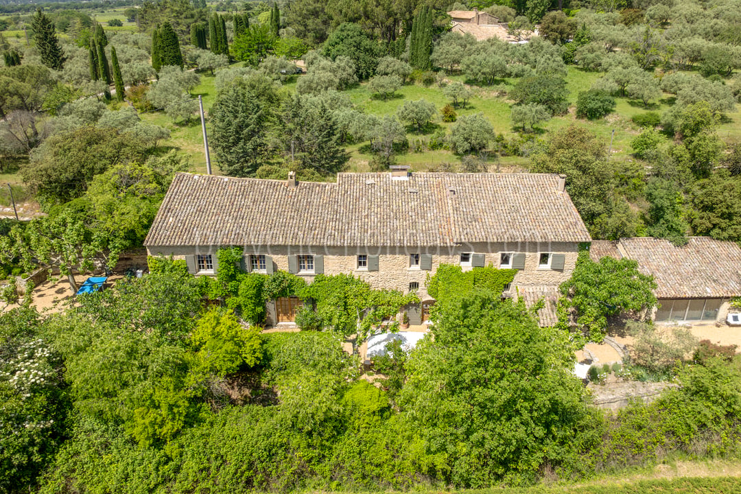 13 - Le Moulin de Gordes: Villa: Exterior