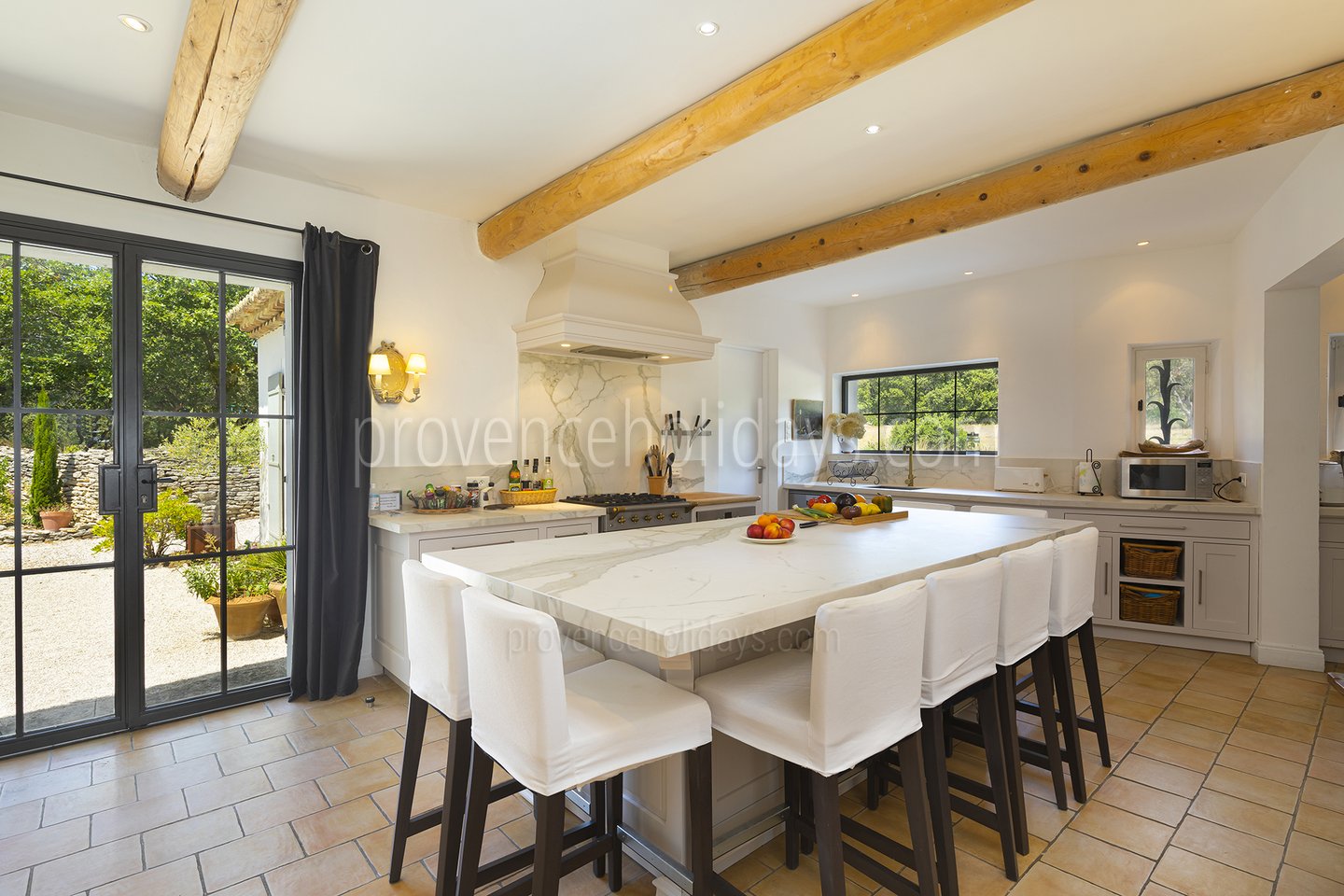 39 - Mas de Gordes: Villa: Interior
