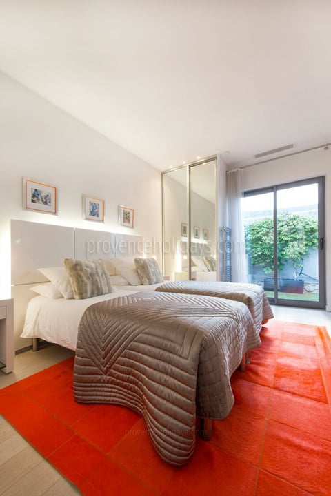 8 - Villa Marine: Villa: Bedroom