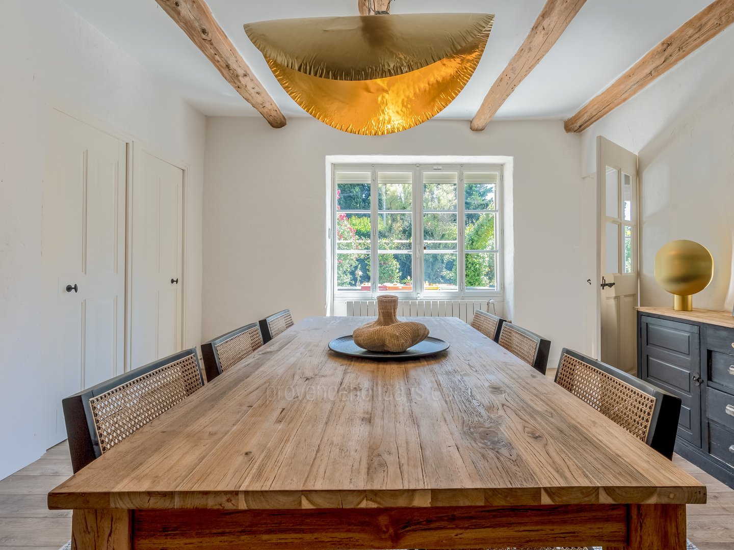 18 - Le Mas des Figues: Villa: Interior - Dining room