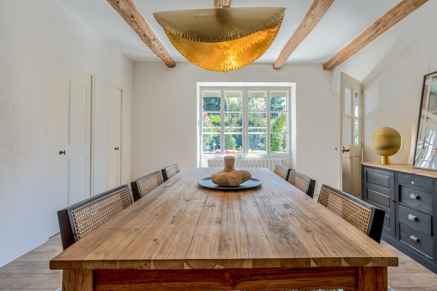 18 - Le Mas des Figues: Villa: Interior - Dining room