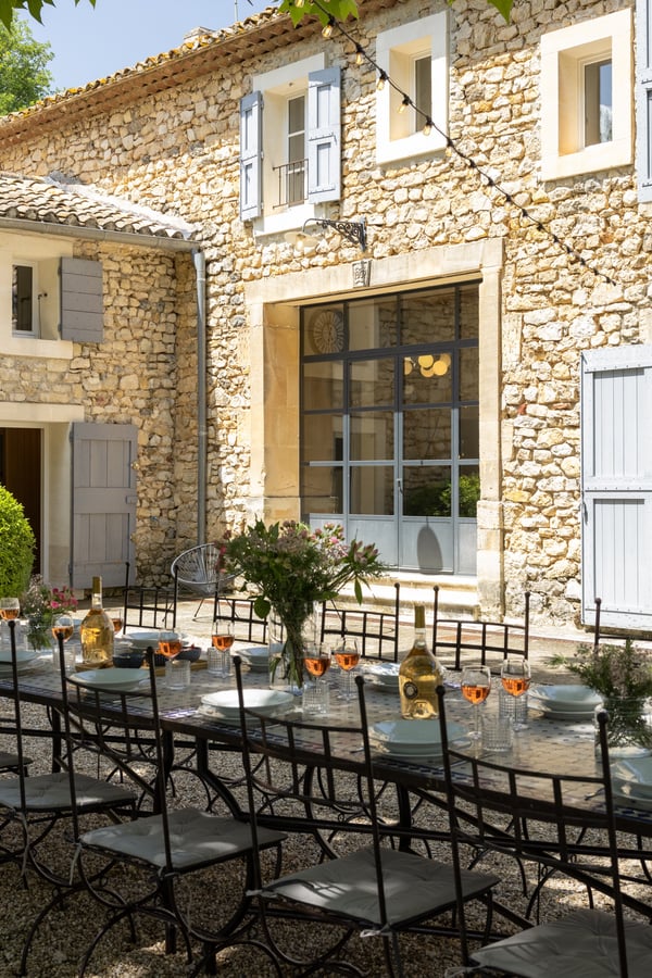 villa exterior shot