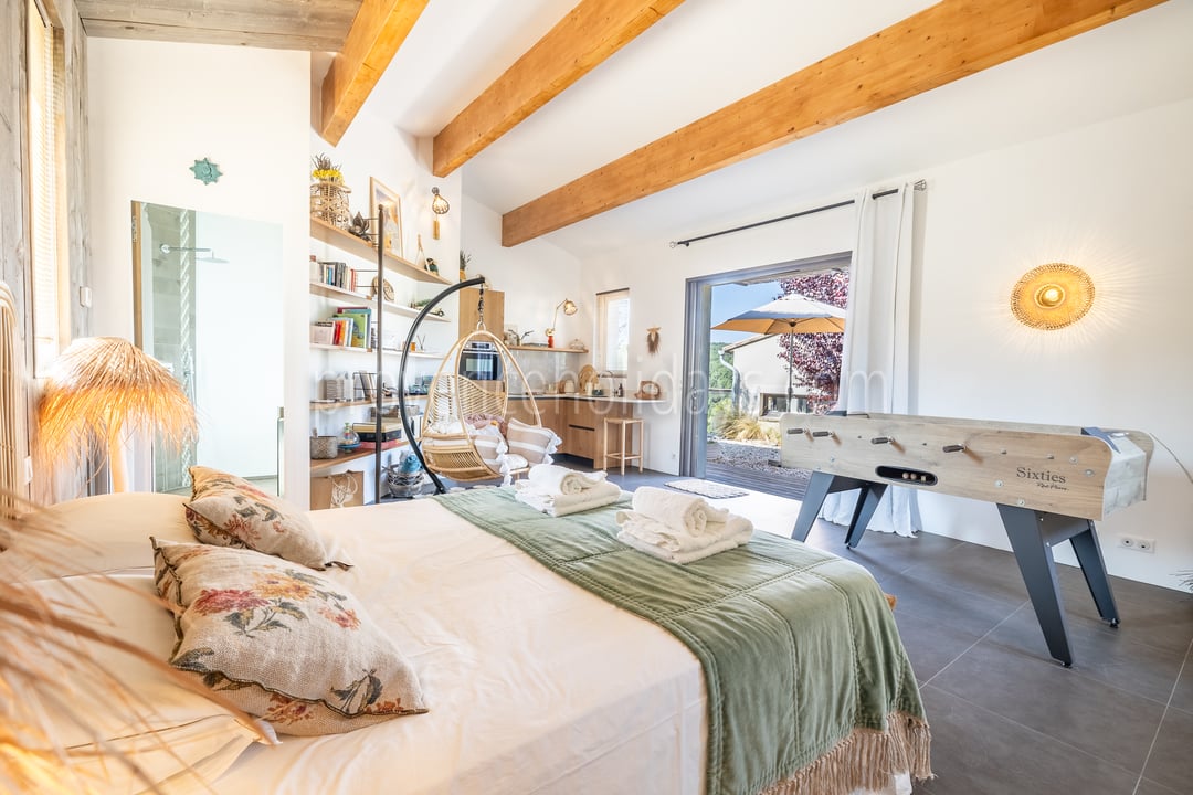 14 - Le Mas du Vallon: Villa: Bedroom