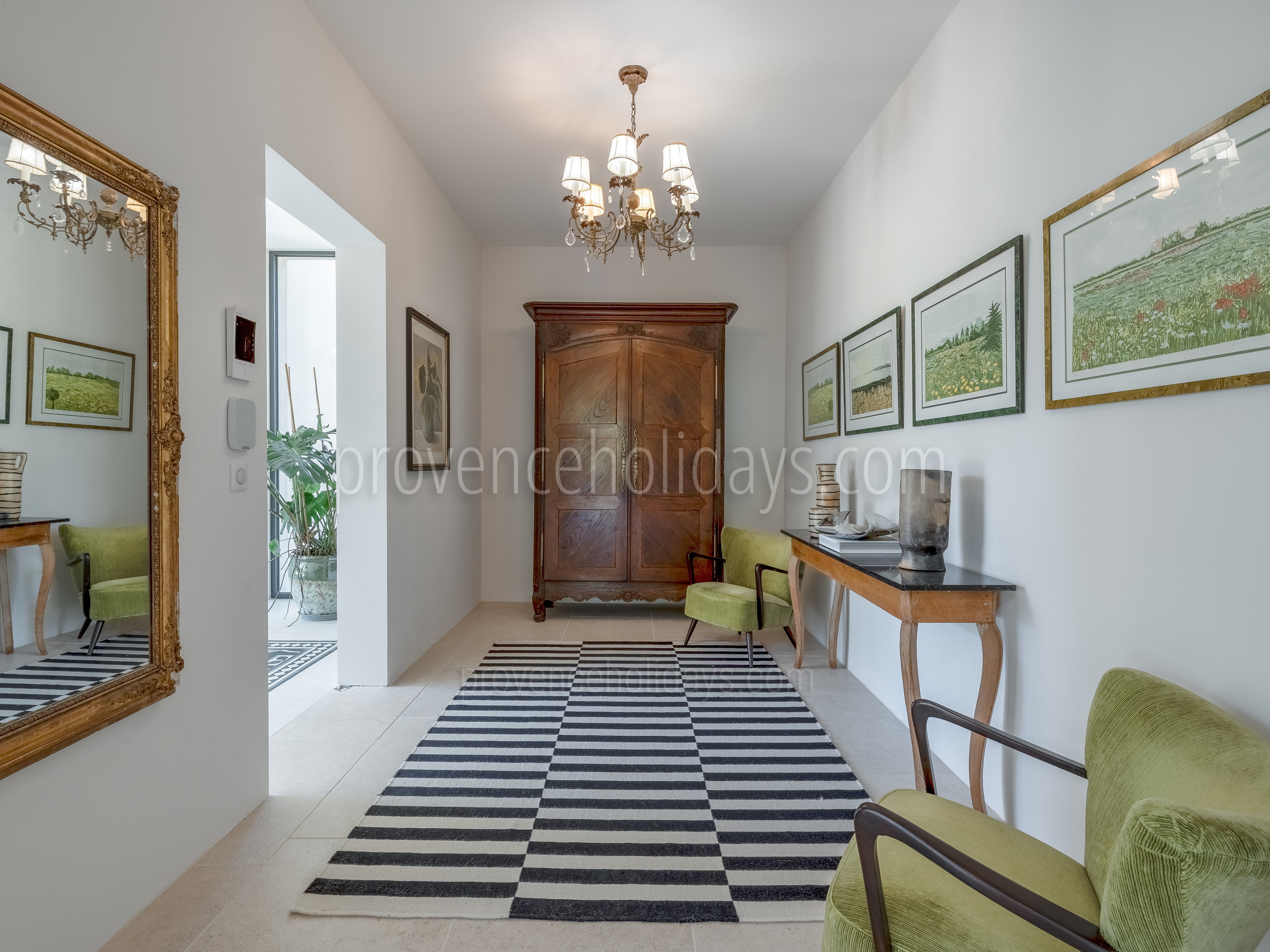 24 - Domaine des Arts: Villa: Interior
