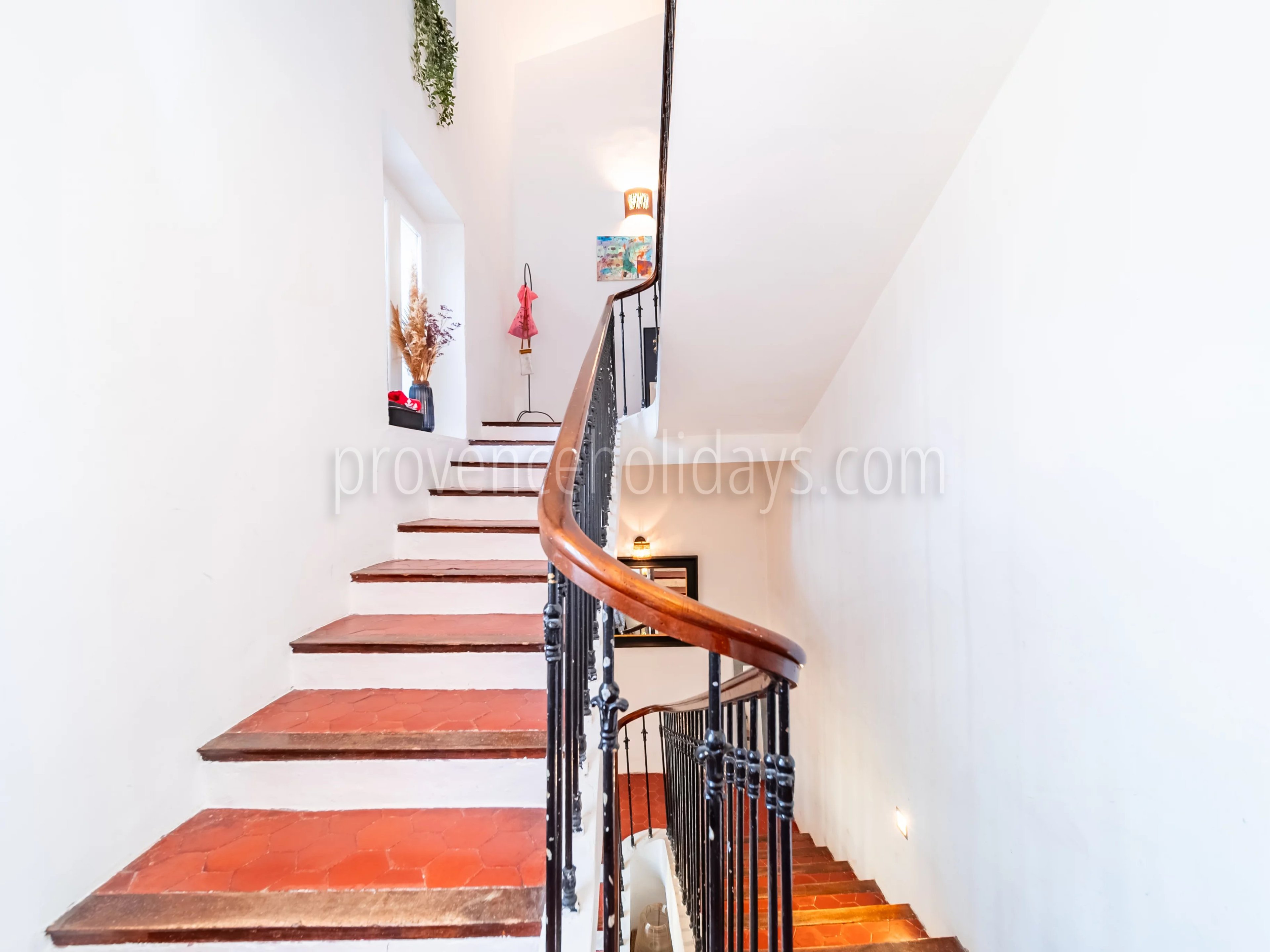 29 - Mas with pool in Bonnieux: Villa: Interior