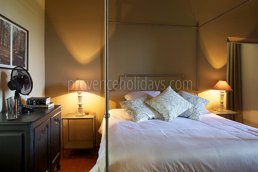 3 - Mas Cigales: Villa: Bedroom