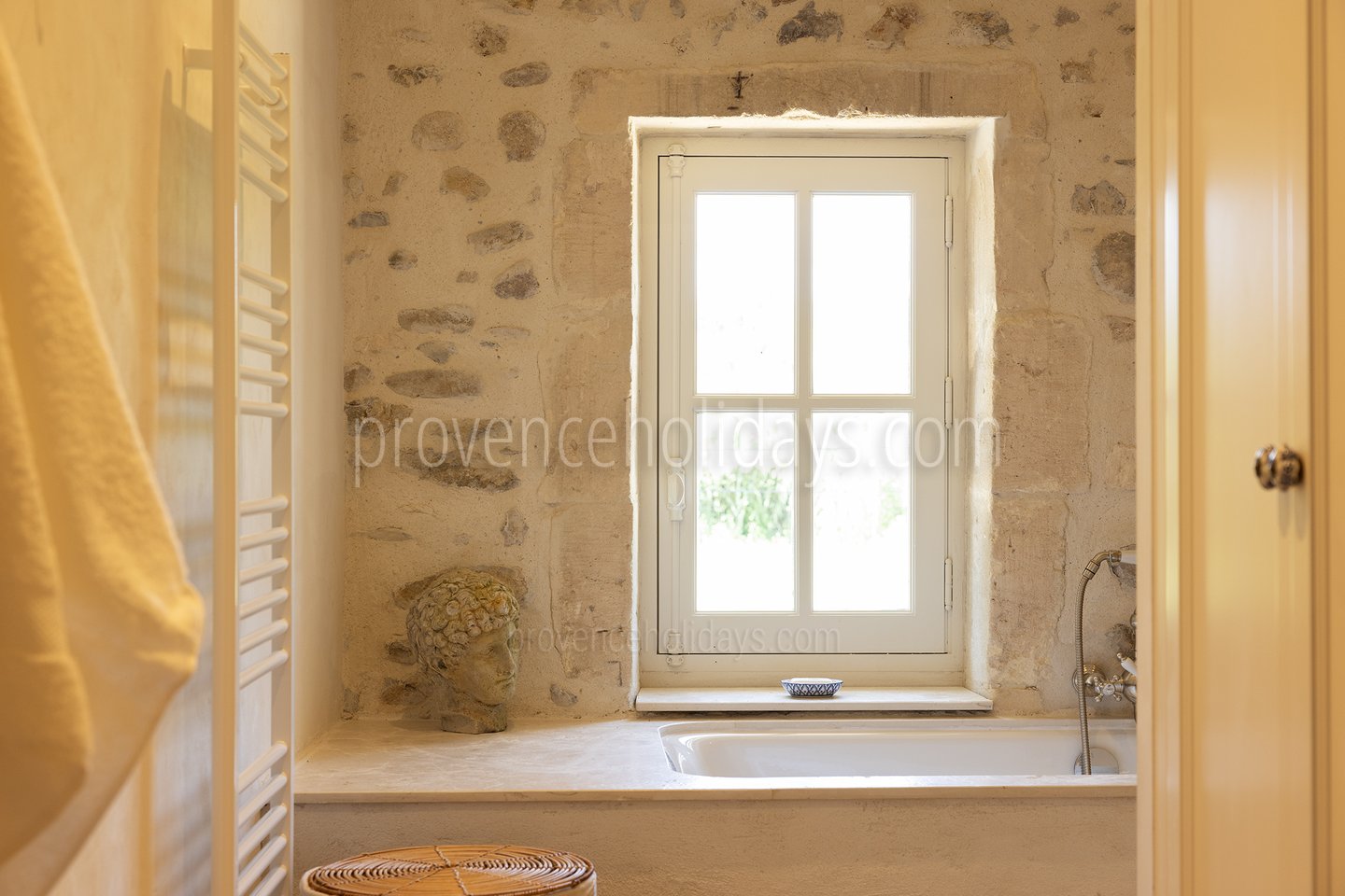 48 - Bastide Mouriès: Villa: Bathroom