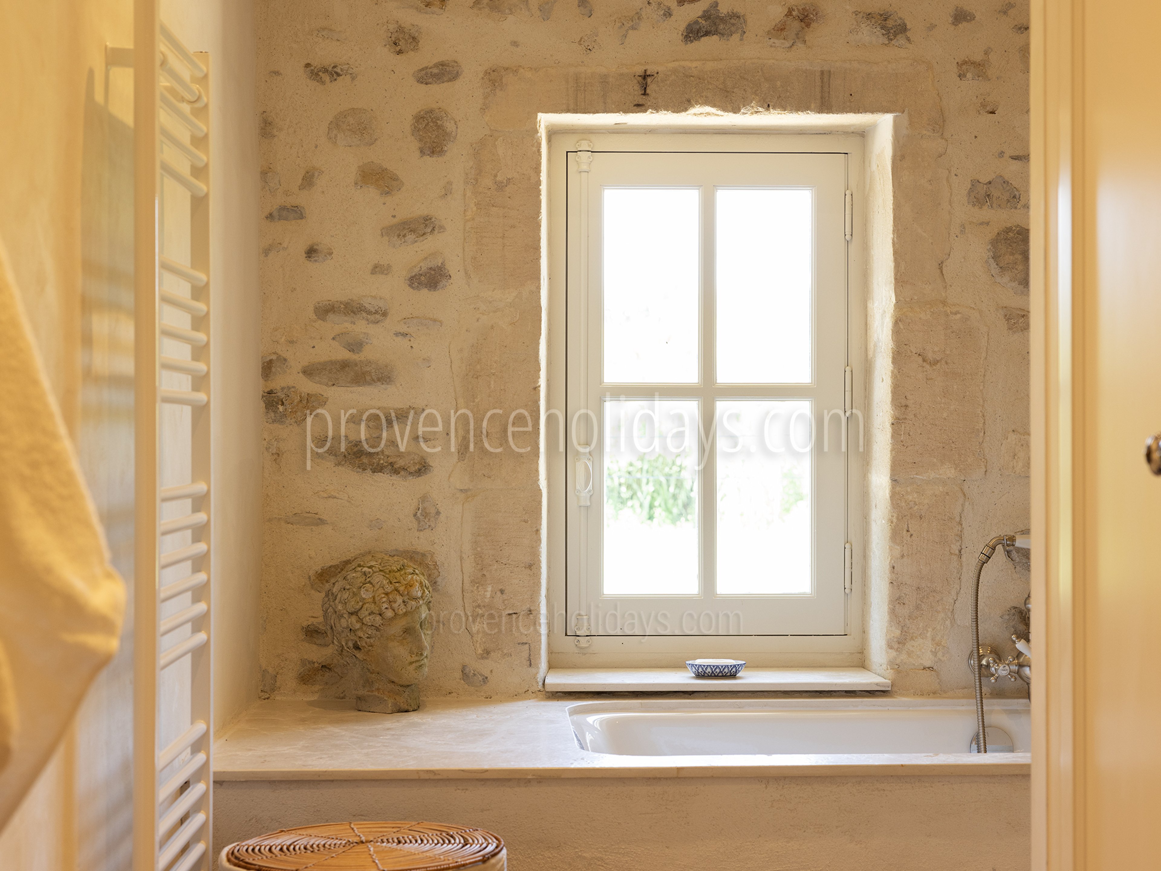 48 - Bastide Mouriès: Villa: Bathroom