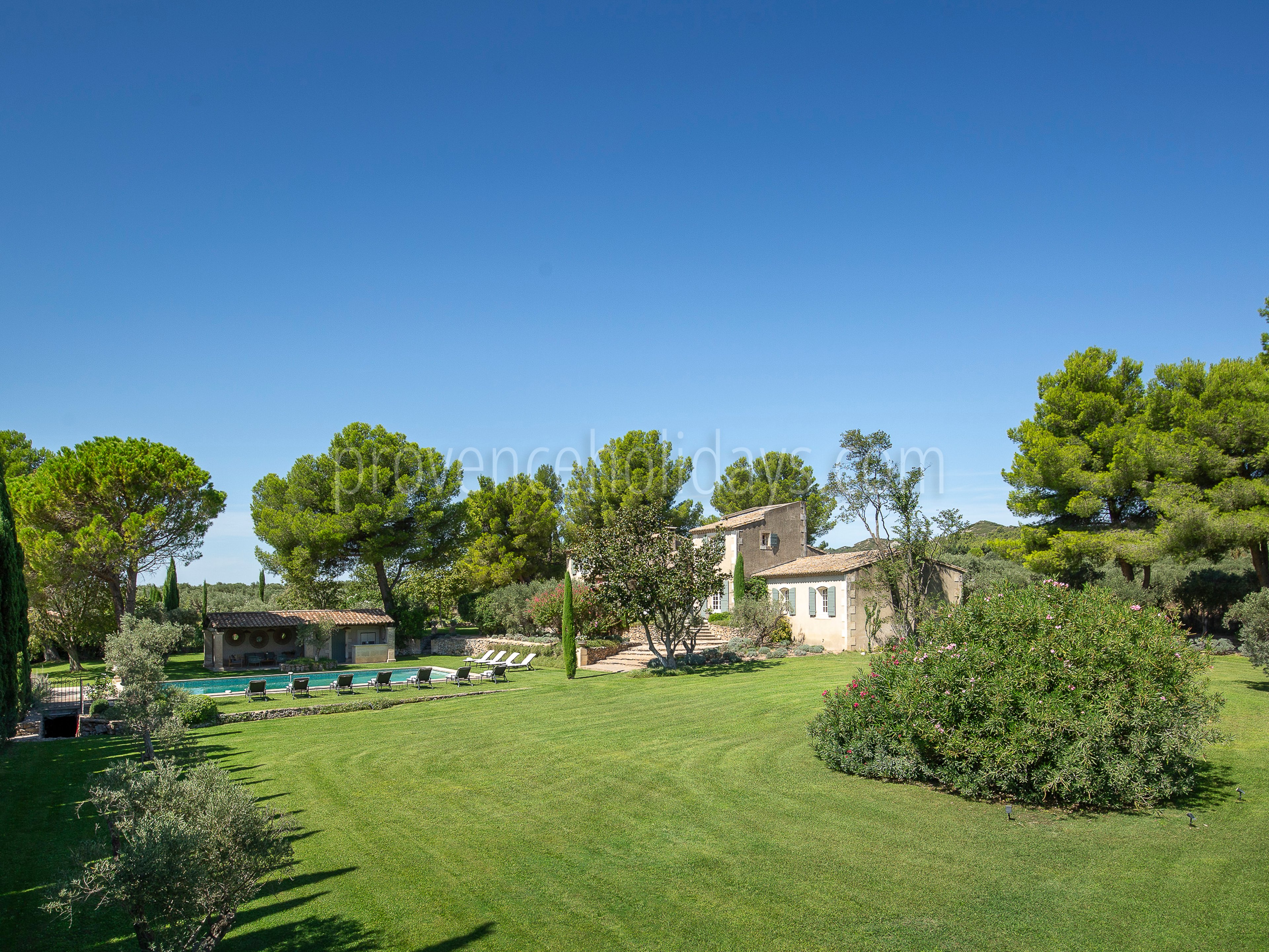 3 - Le Mas de l\'Auro: Villa: Exterior