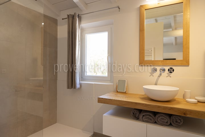 23 - Le Mas des Lauriers: Villa: Bathroom