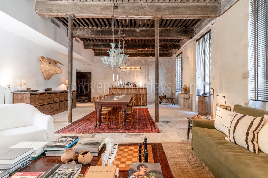2 - Restored residence in Saint-Rémy-de-Provence: Villa: Interior