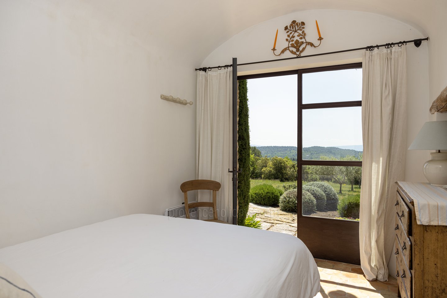 42 - Le Mas de Murs: Villa: Bedroom