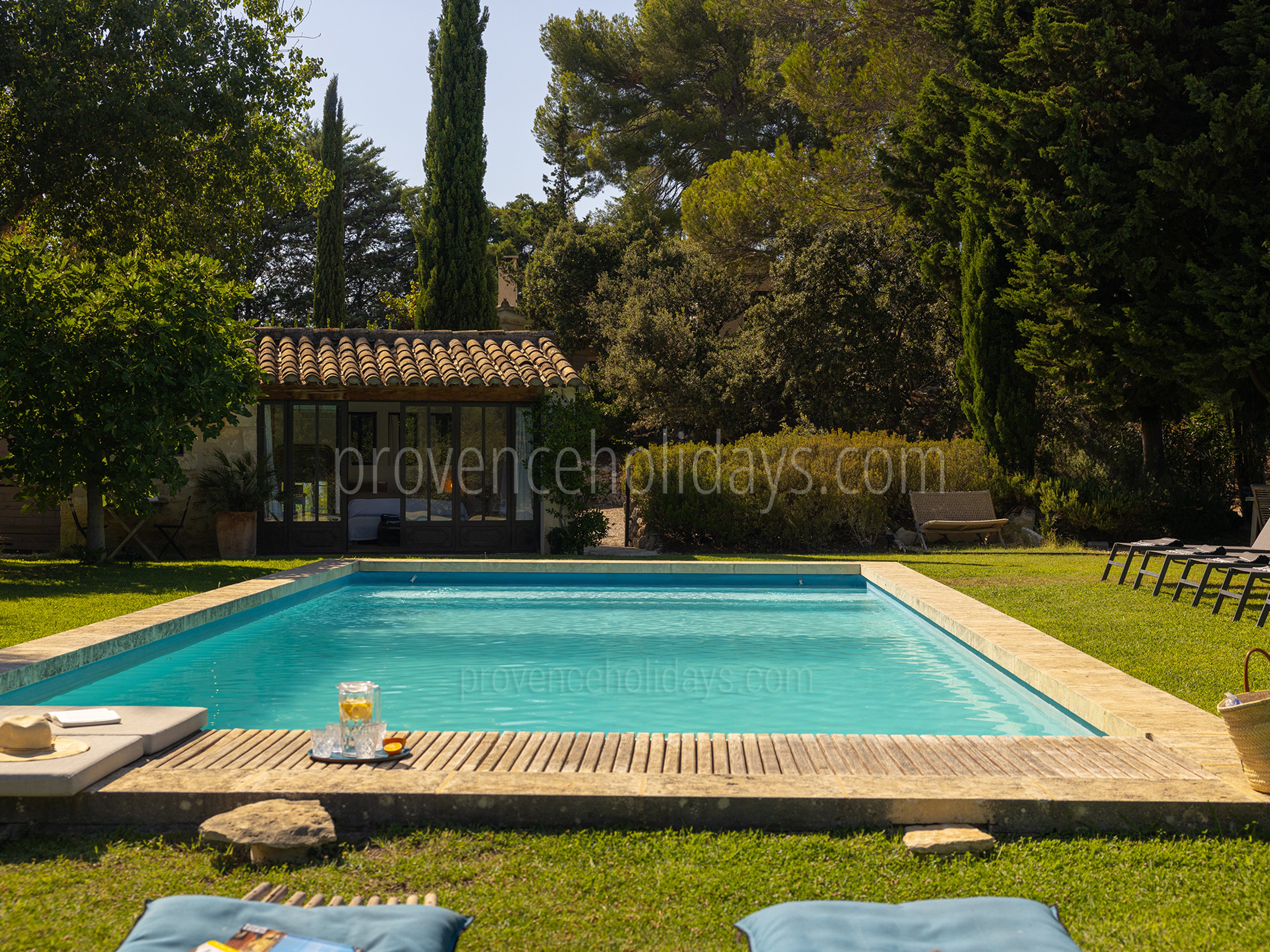 -1 - Mas du Rosier: Villa: Pool