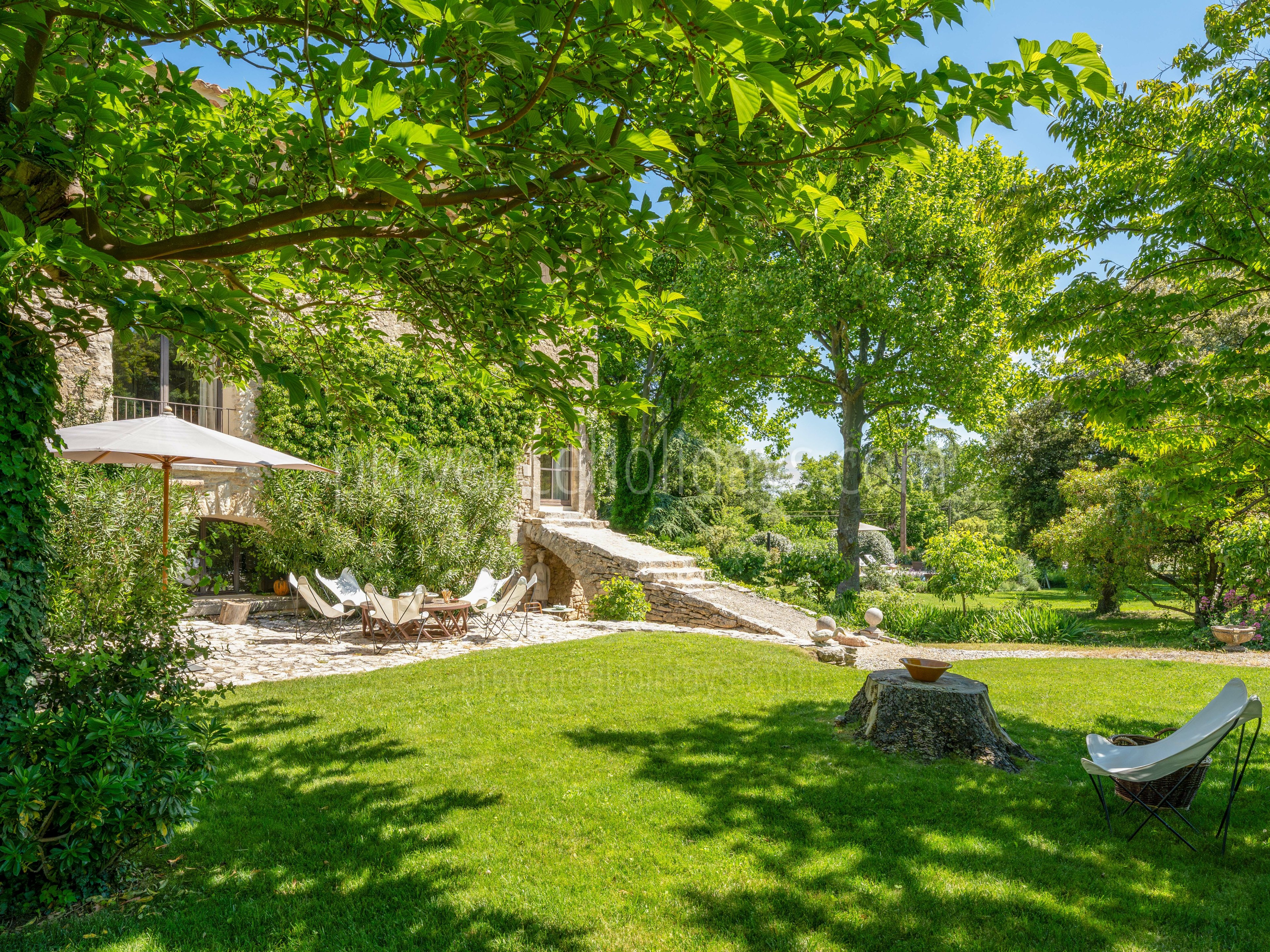 14 - La Chapelle Saint-Pons: Villa: Exterior