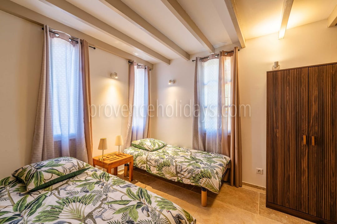17 - Villa Camélia: Villa: Bedroom