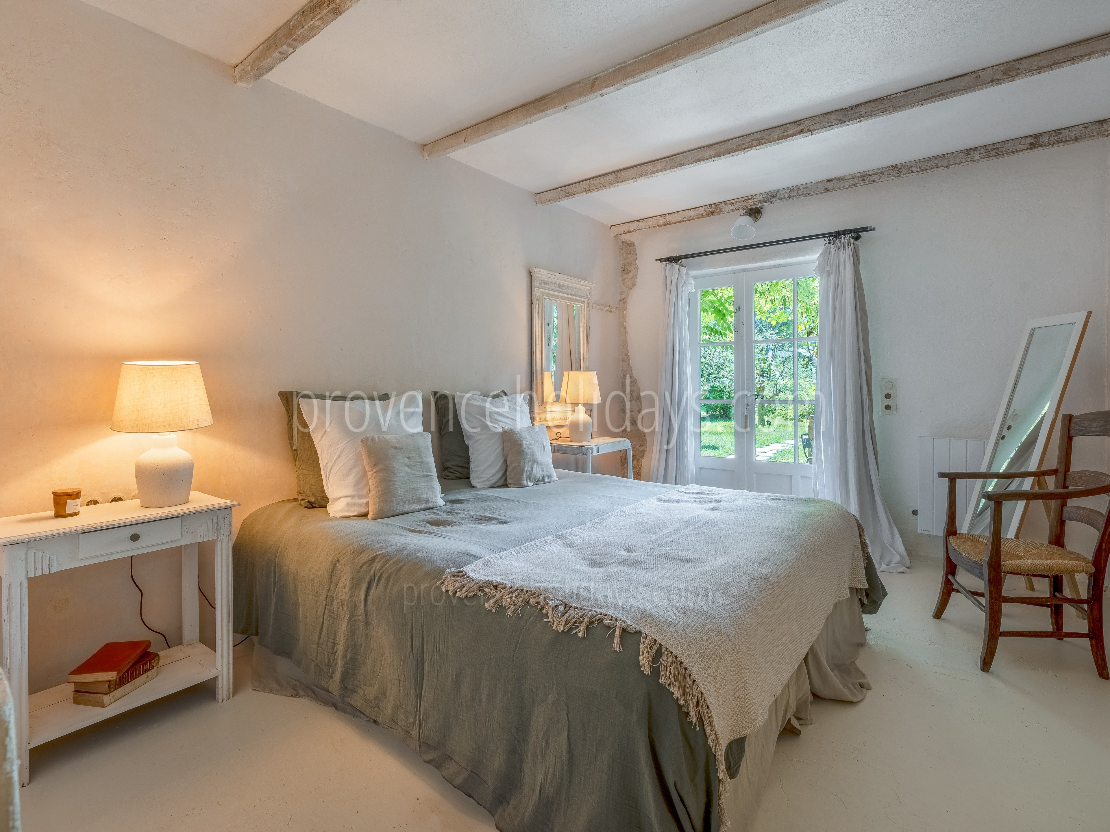 27 - Mas des Champs: Villa: Bedroom