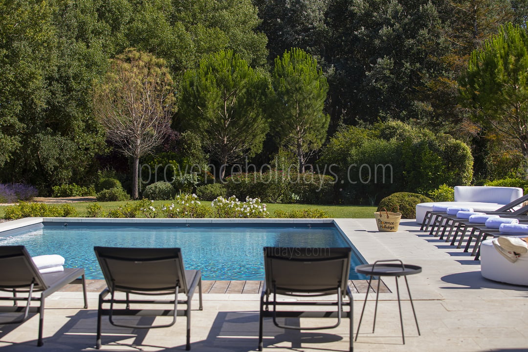 Propriété d'exception avec terrain de tennis et 2 piscines chauffées 7 - Mas du Carlet: Villa: Pool