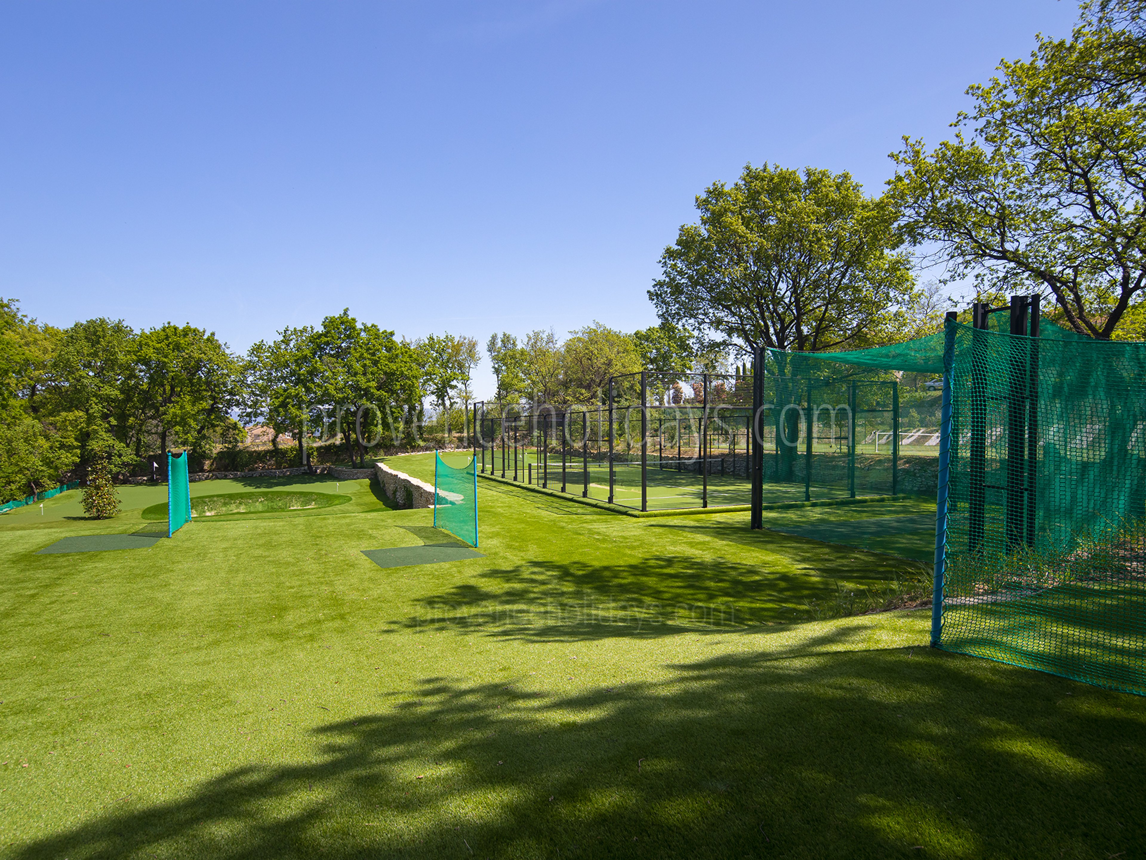 18 - Bastide Lacoste: Villa: Exterior