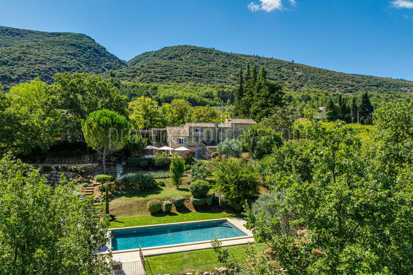 2 - Domaine des Pierres: Villa: Exterior