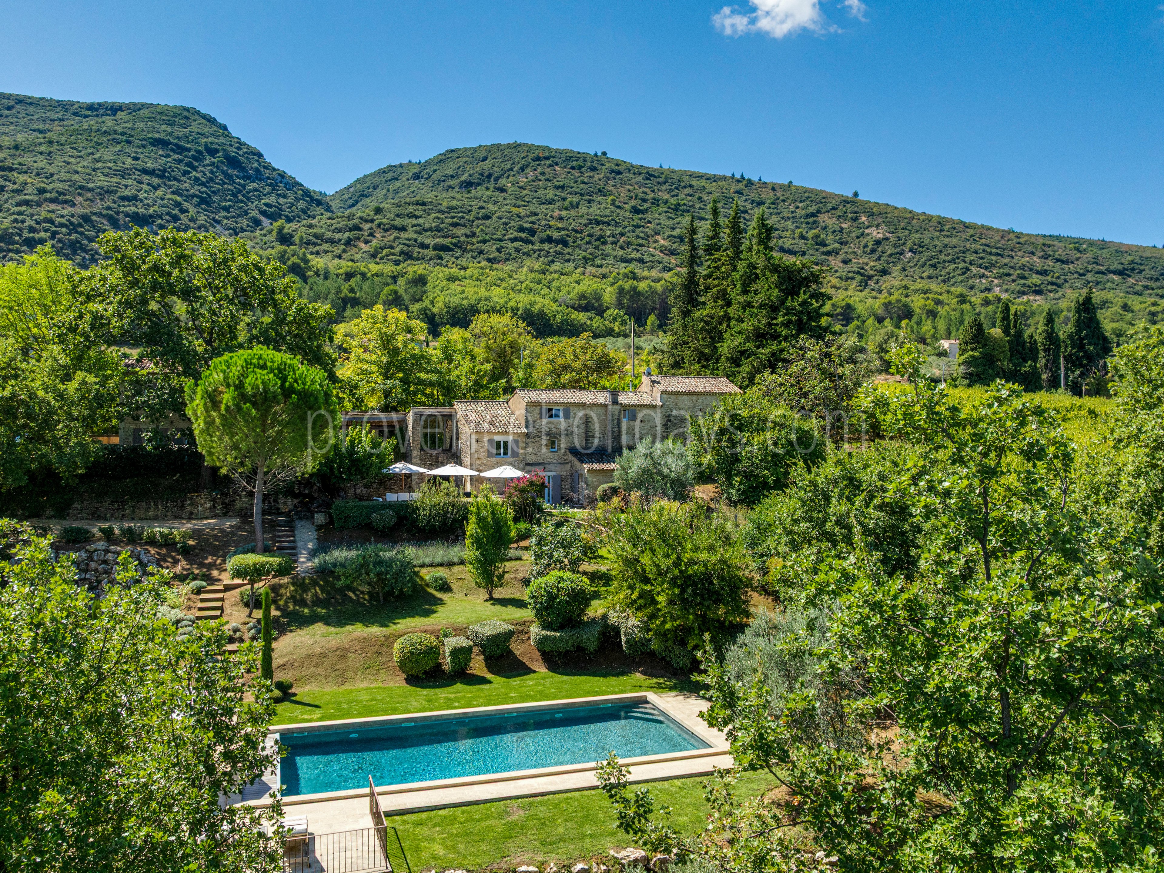 2 - Domaine des Pierres: Villa: Exterior