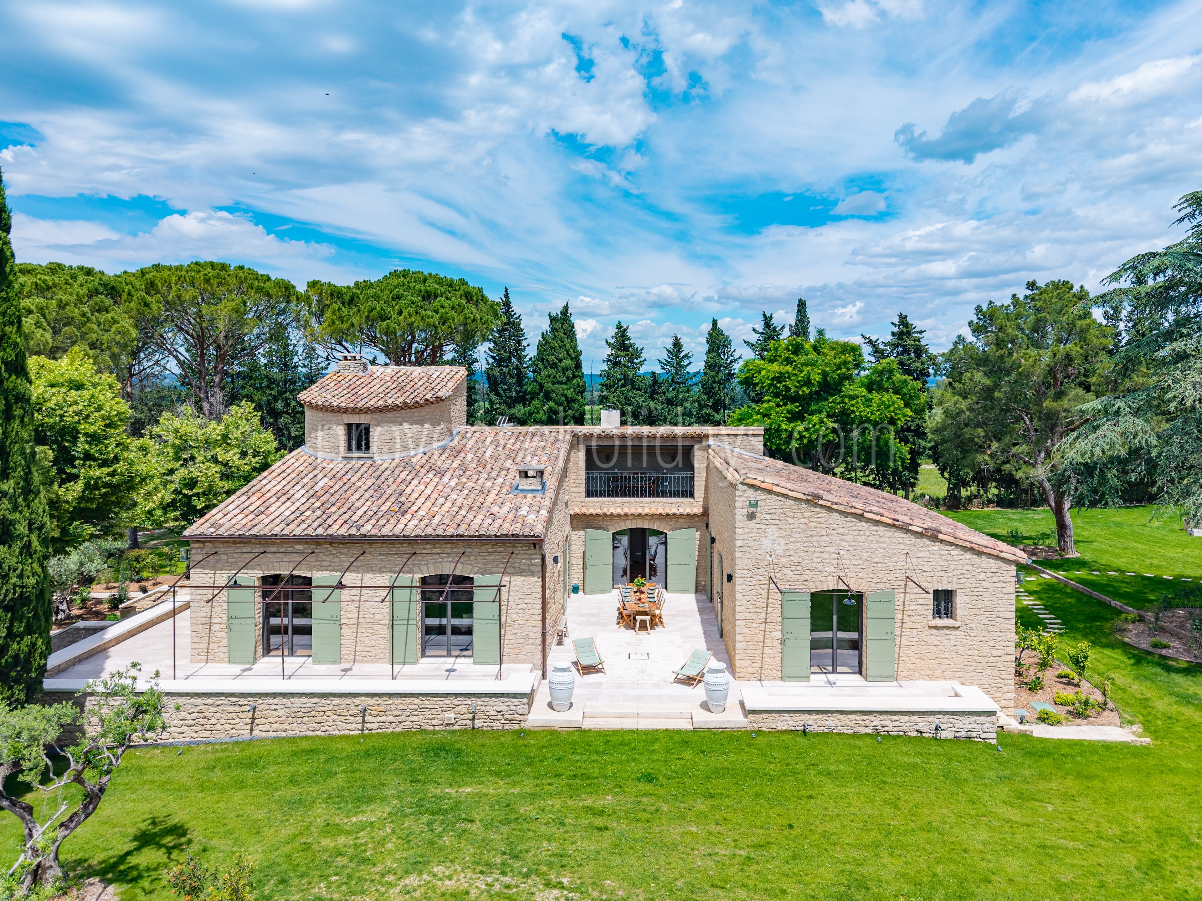 18 - Mas des Cistes: Villa: Exterior