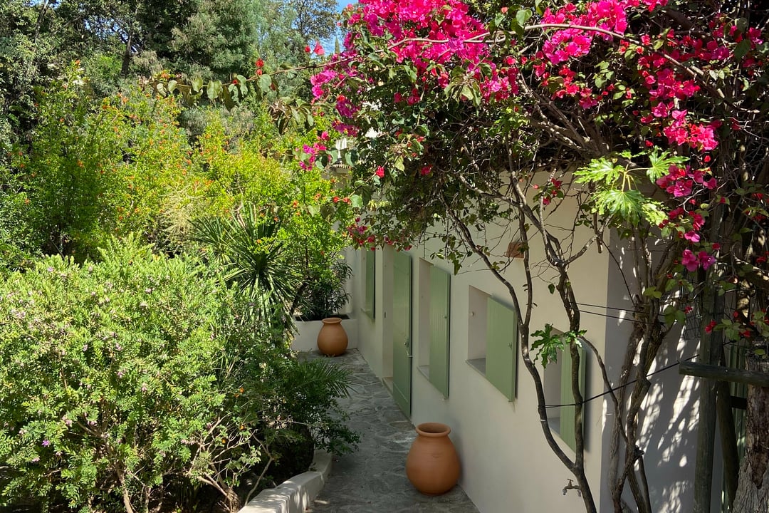 20 - Villa Luna: Villa: Exterior