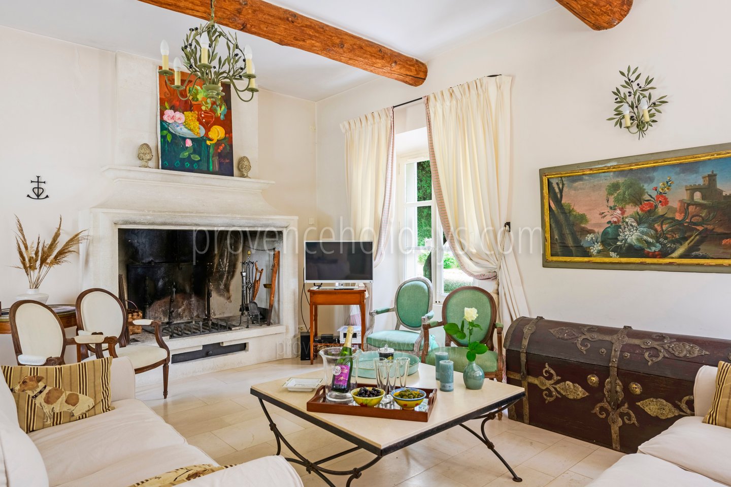 21 - Le Mas des Roses: Villa: Interior