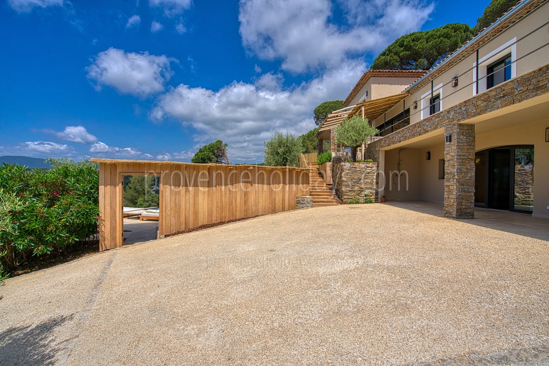 25 - Villa Gigaro: Villa: Exterior