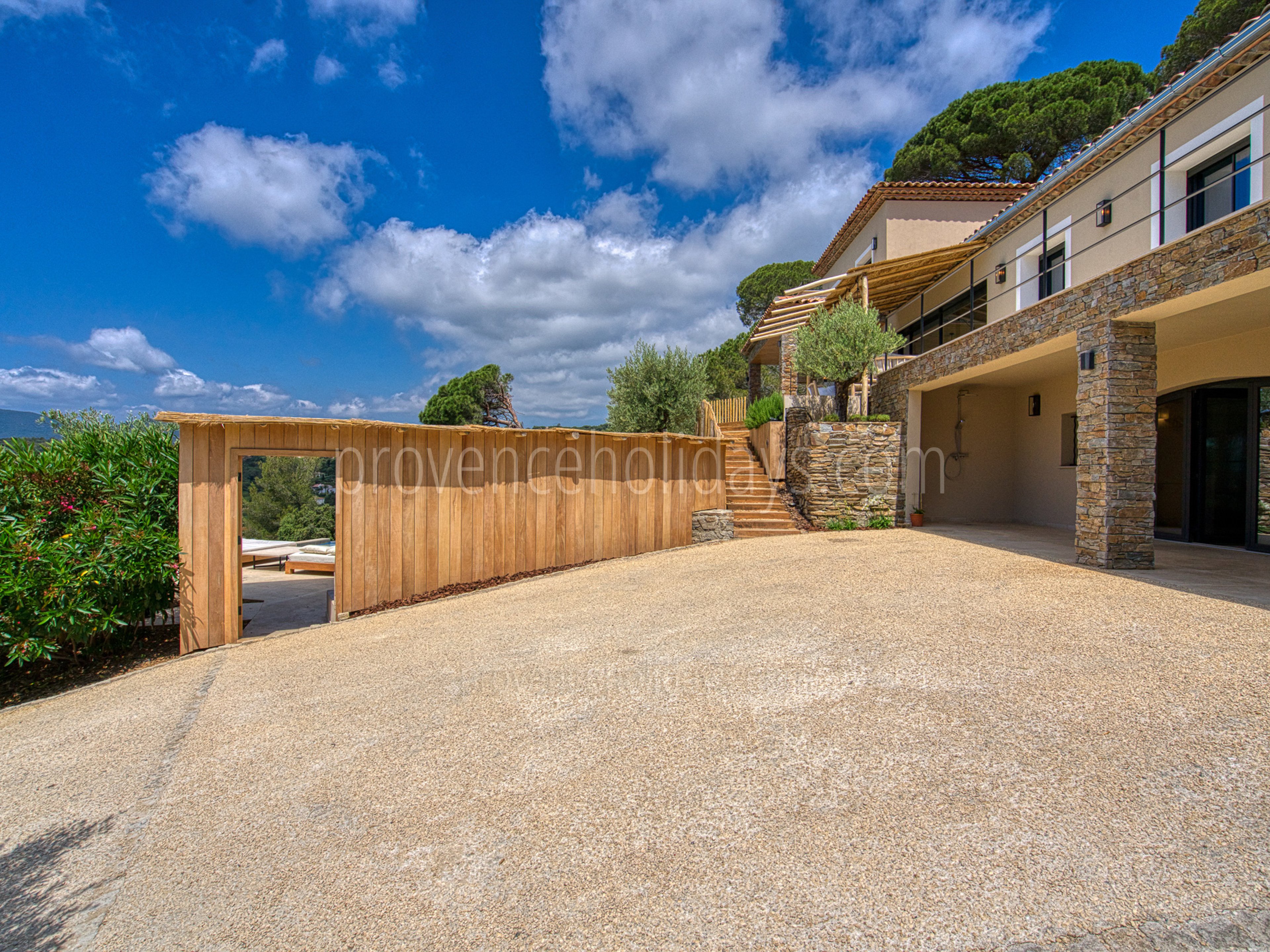 25 - Villa Gigaro: Villa: Exterior