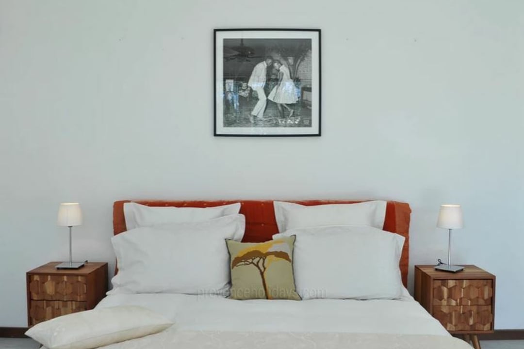61 - Villa Cap d\'Antibes: Villa: Bedroom
