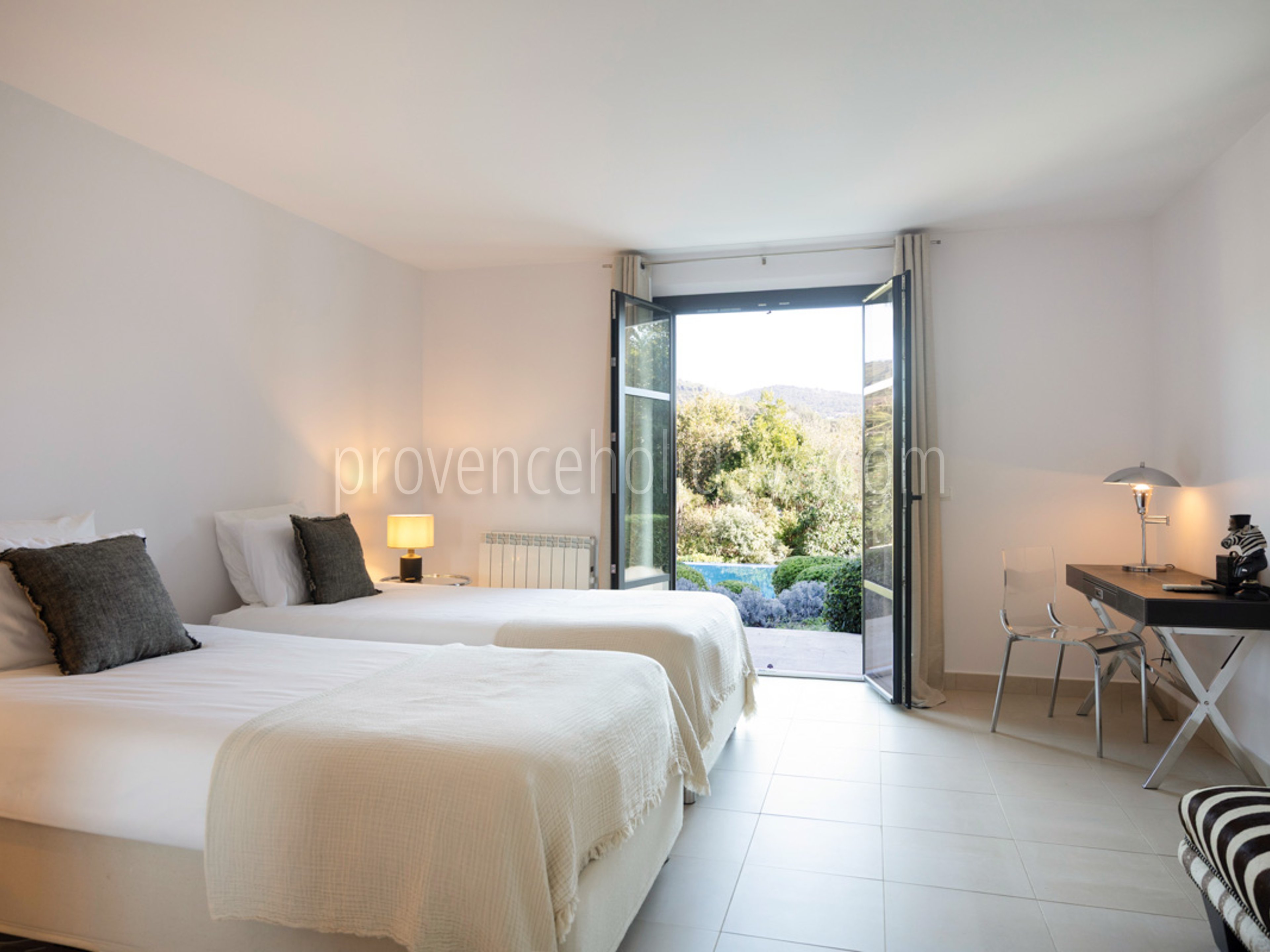 10 - Villa Belval: Villa: Bedroom