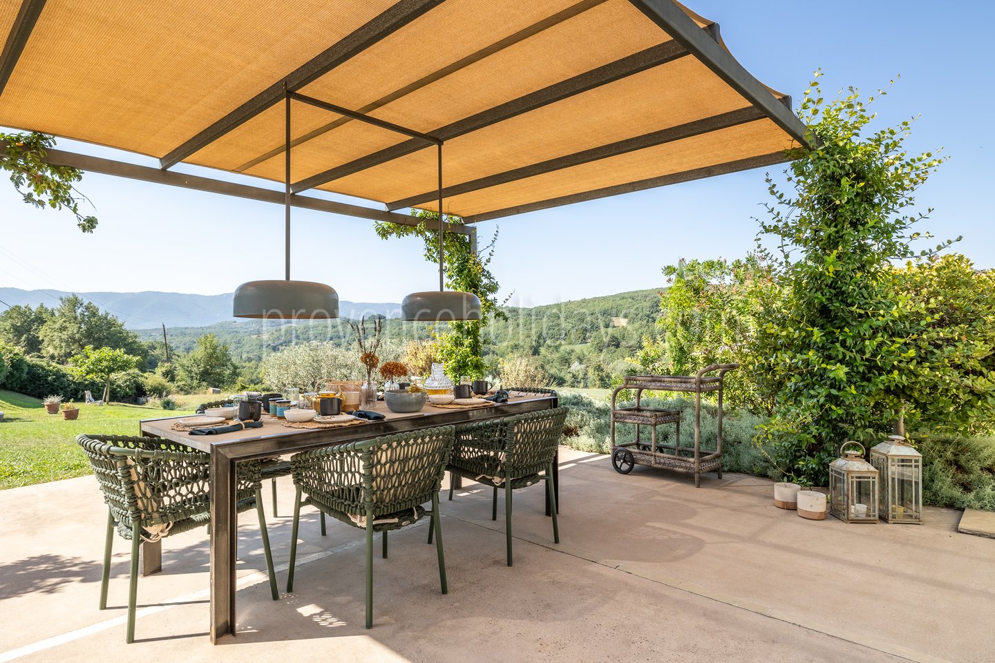 43 - Le Mas du Vallon: Villa: Exterior