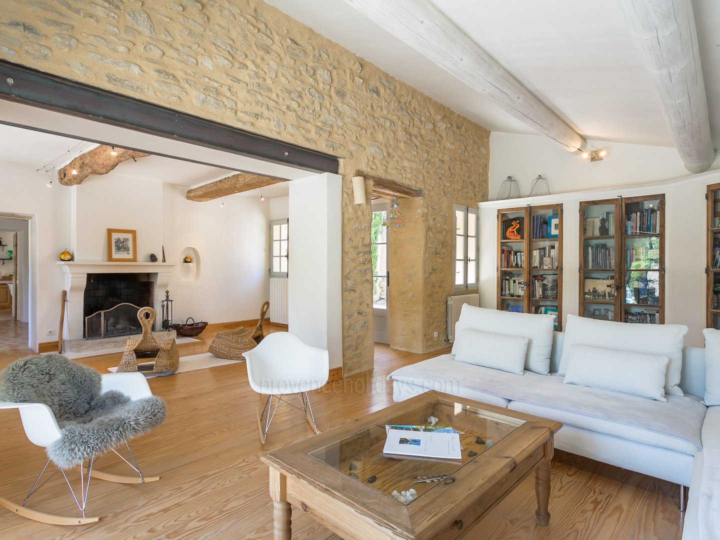 5 - Mas Aubade: Villa: Interior