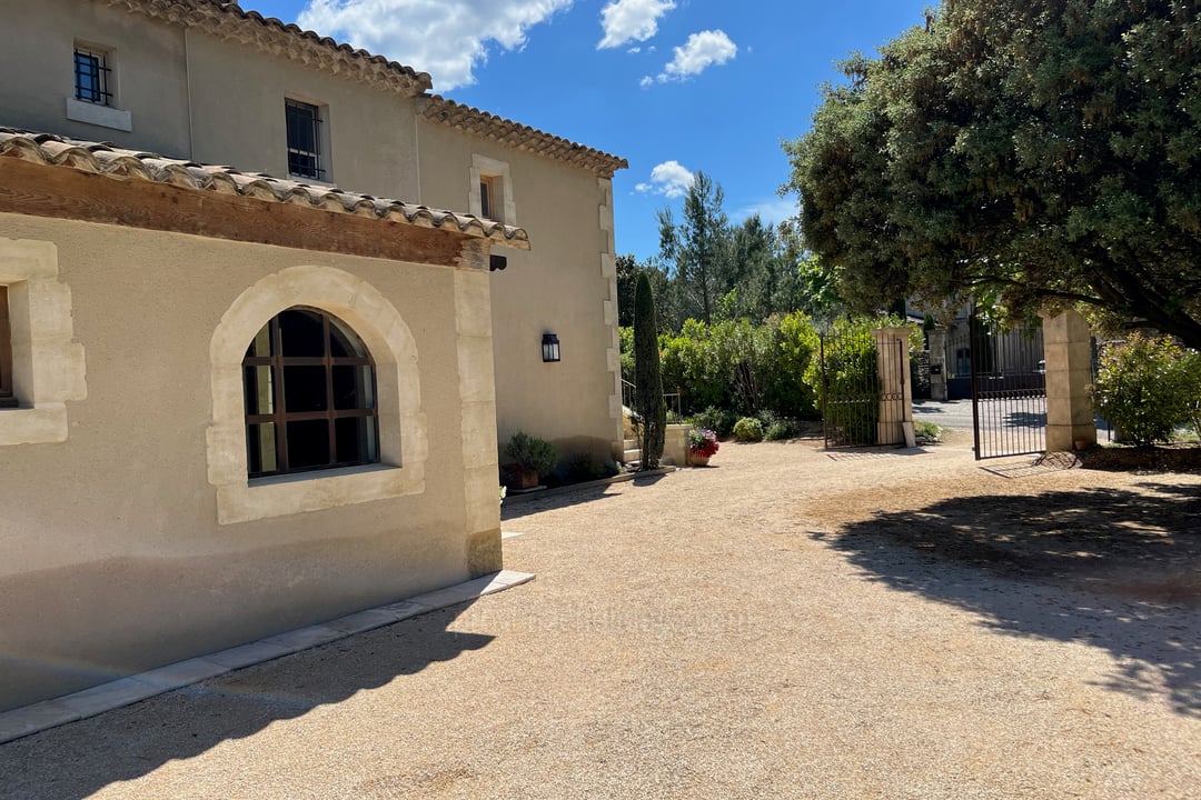 64 - Le Mas de la Cabro: Villa: Exterior