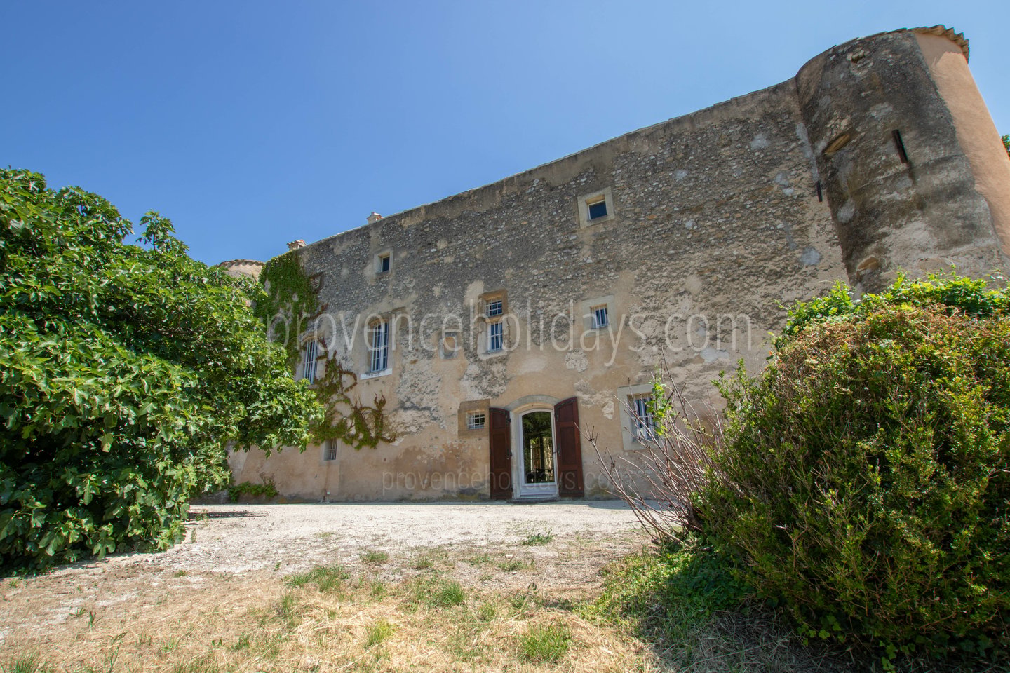 36 - Château des Templiers: Villa: Exterior