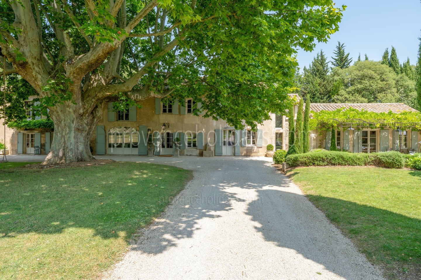 38 - Mas des Chênes Verts: Villa: Exterior