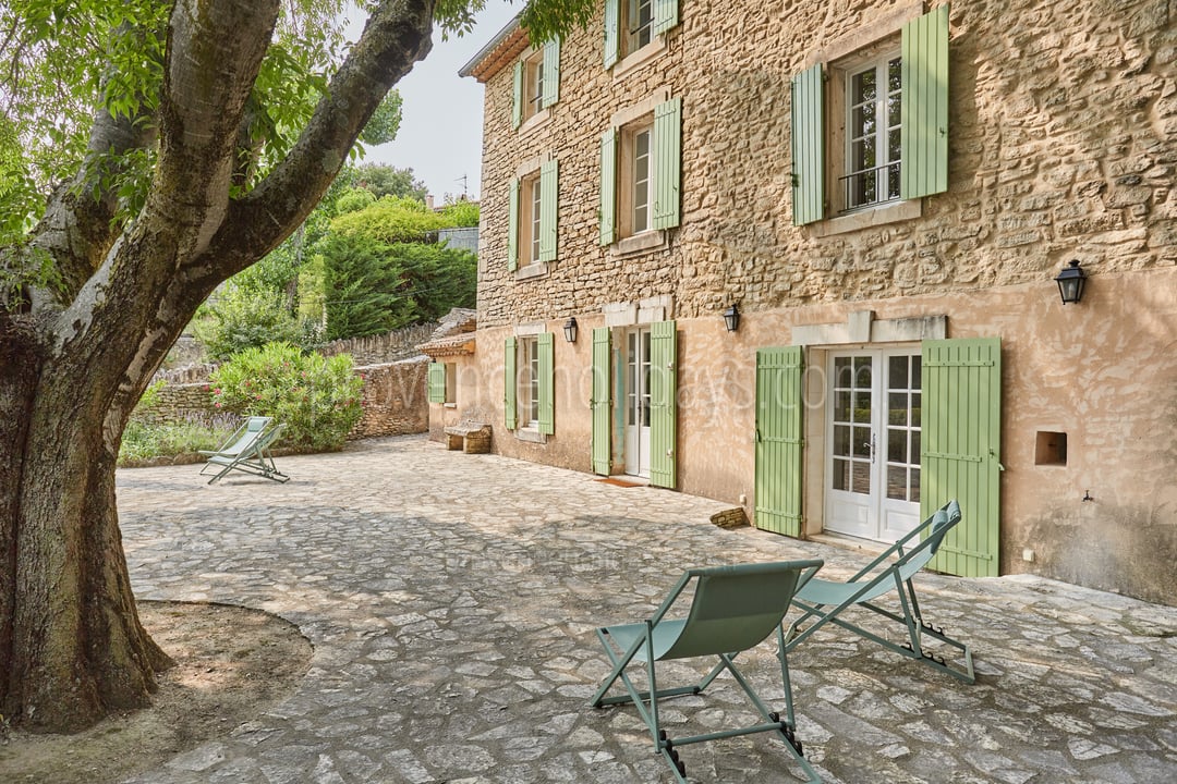 13 - La Maison de Goult: Villa: Exterior