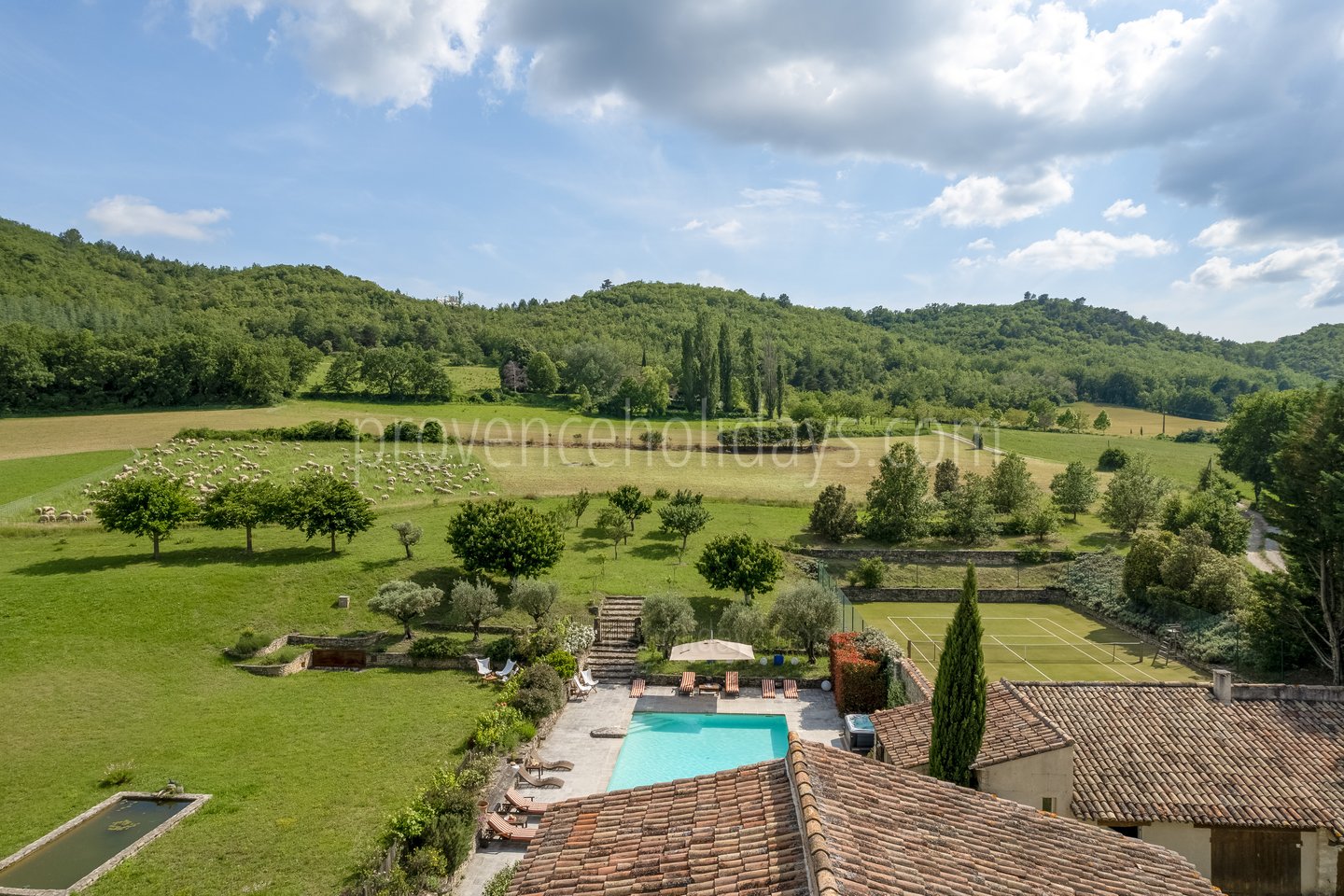 15 - La Bastide Neuve: Villa: Exterior