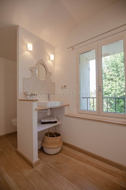 37 - Villa Beaumes: Villa: Interior