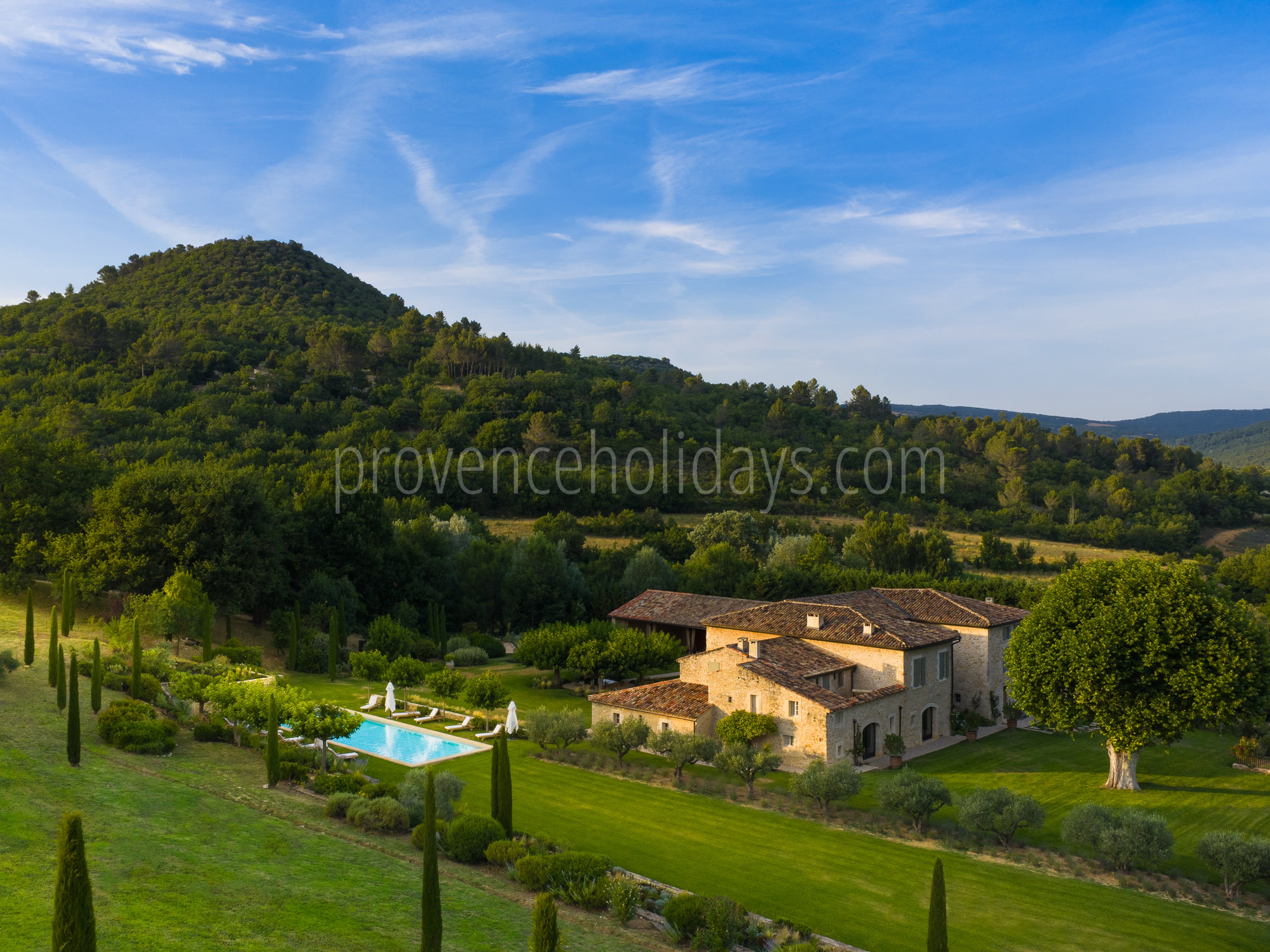 149 - Domaine des cascades: Villa: Exterior