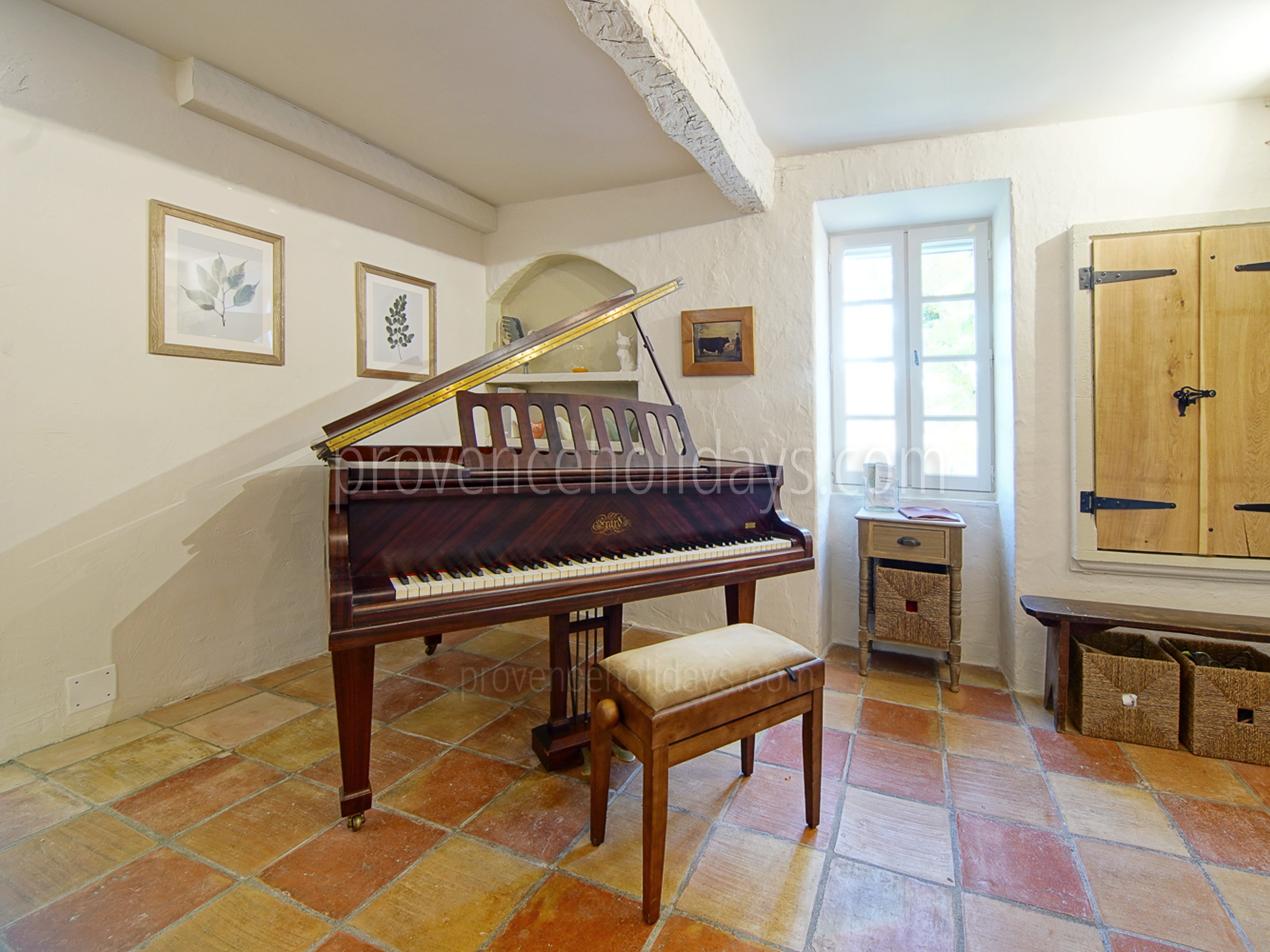 29 - Mas Castillon: Villa: Interior