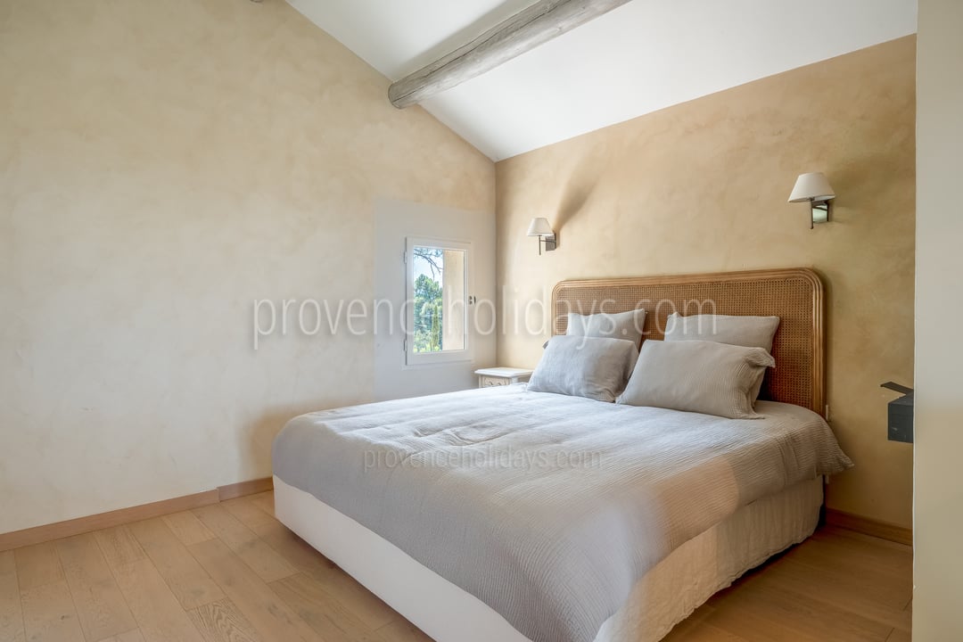 10 - La Maison des Ocres: Villa: Bedroom