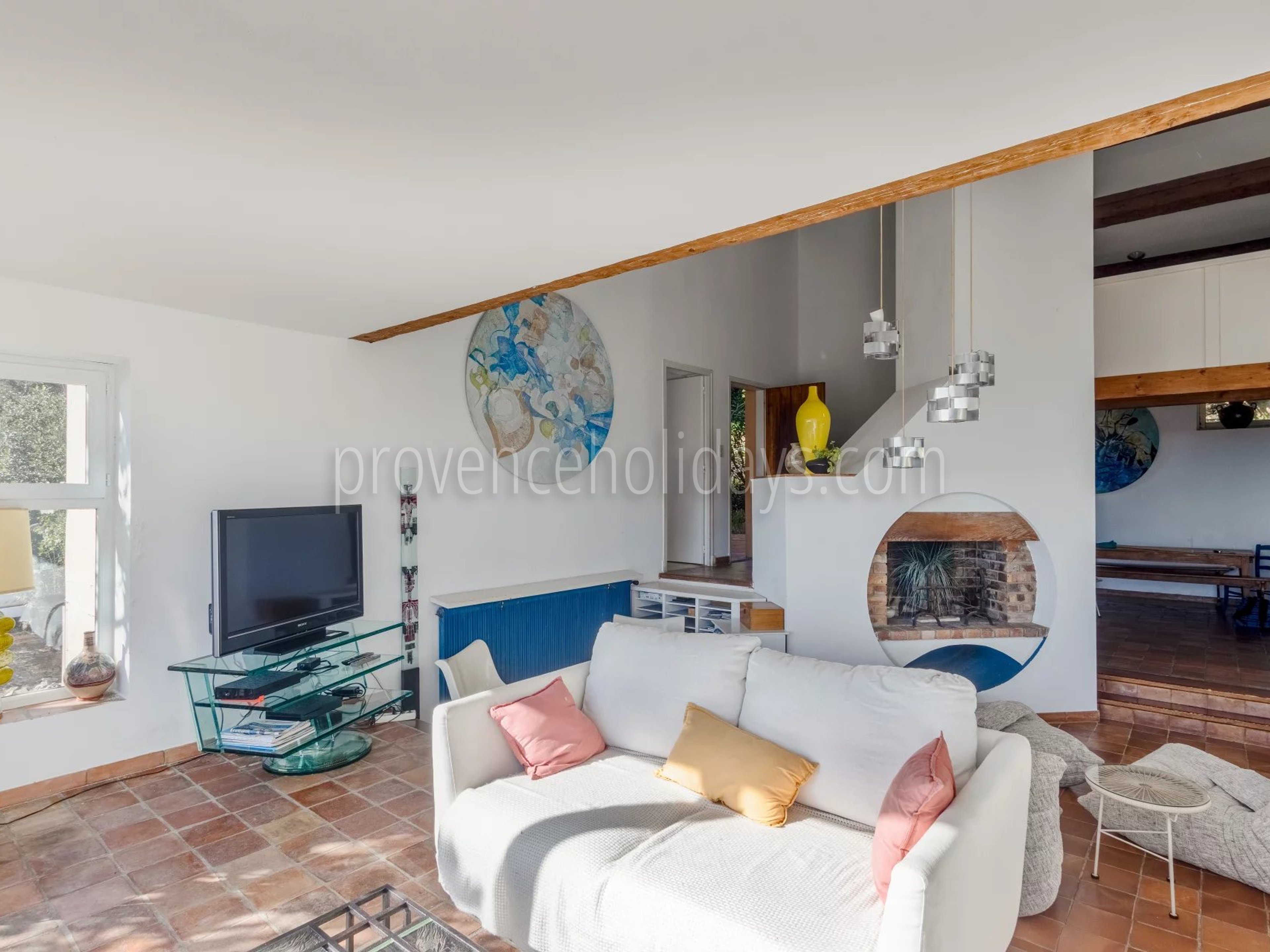 22 - Te renoveren villa in Rayol-Canadel-sur-Mer: Villa: Interior
