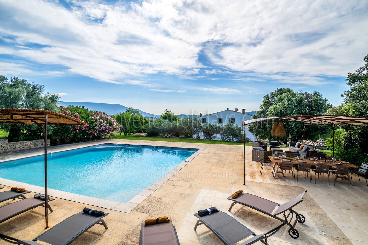 8 - La Bastide des Sources: Villa: Pool