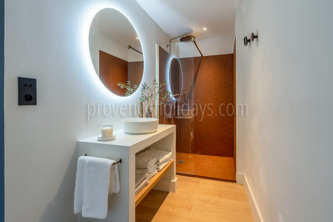 48 - Mas de Venasque: Villa: Bathroom