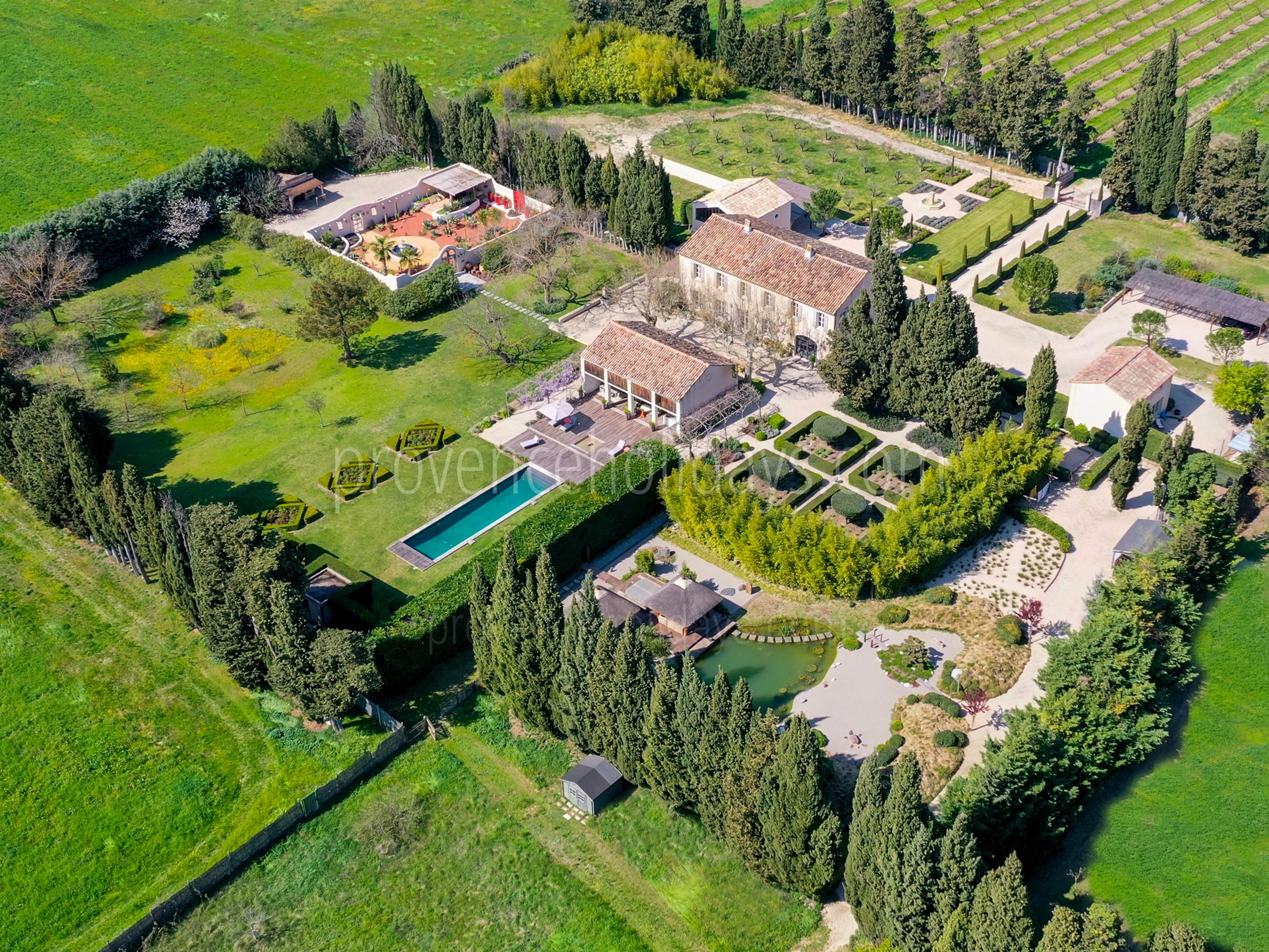 96 - Mas des Étoiles: Villa: Exterior