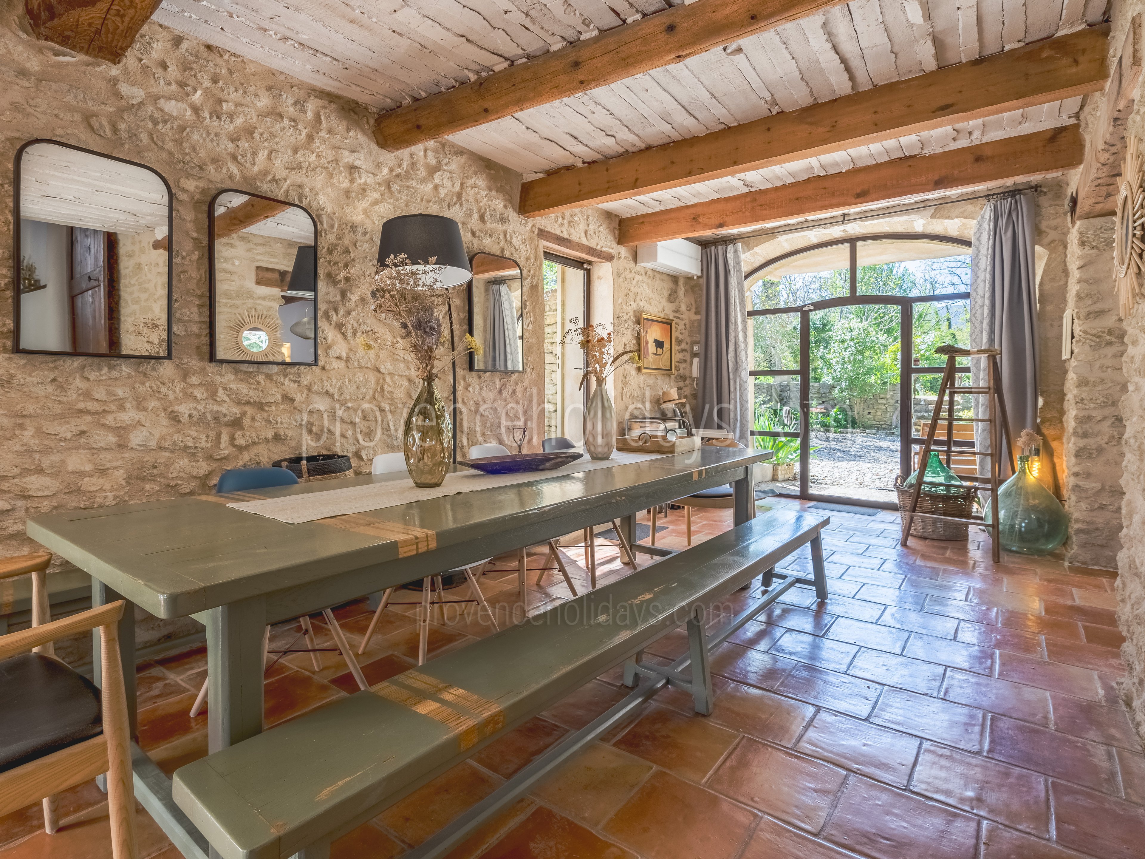 23 - Mas du Taureau: Villa: Interior