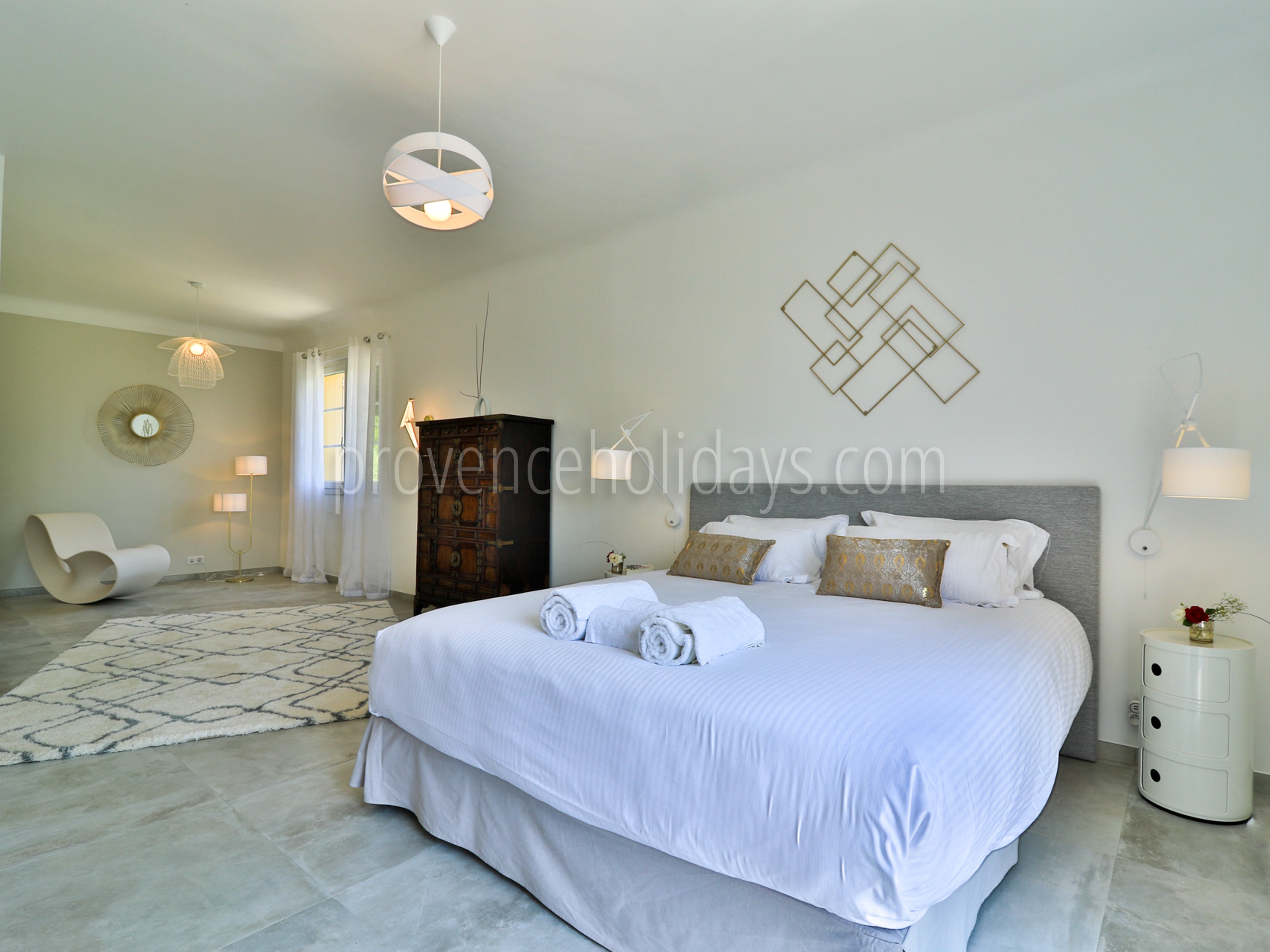 17 - Le Mas du Pêcheur: Villa: Bedroom